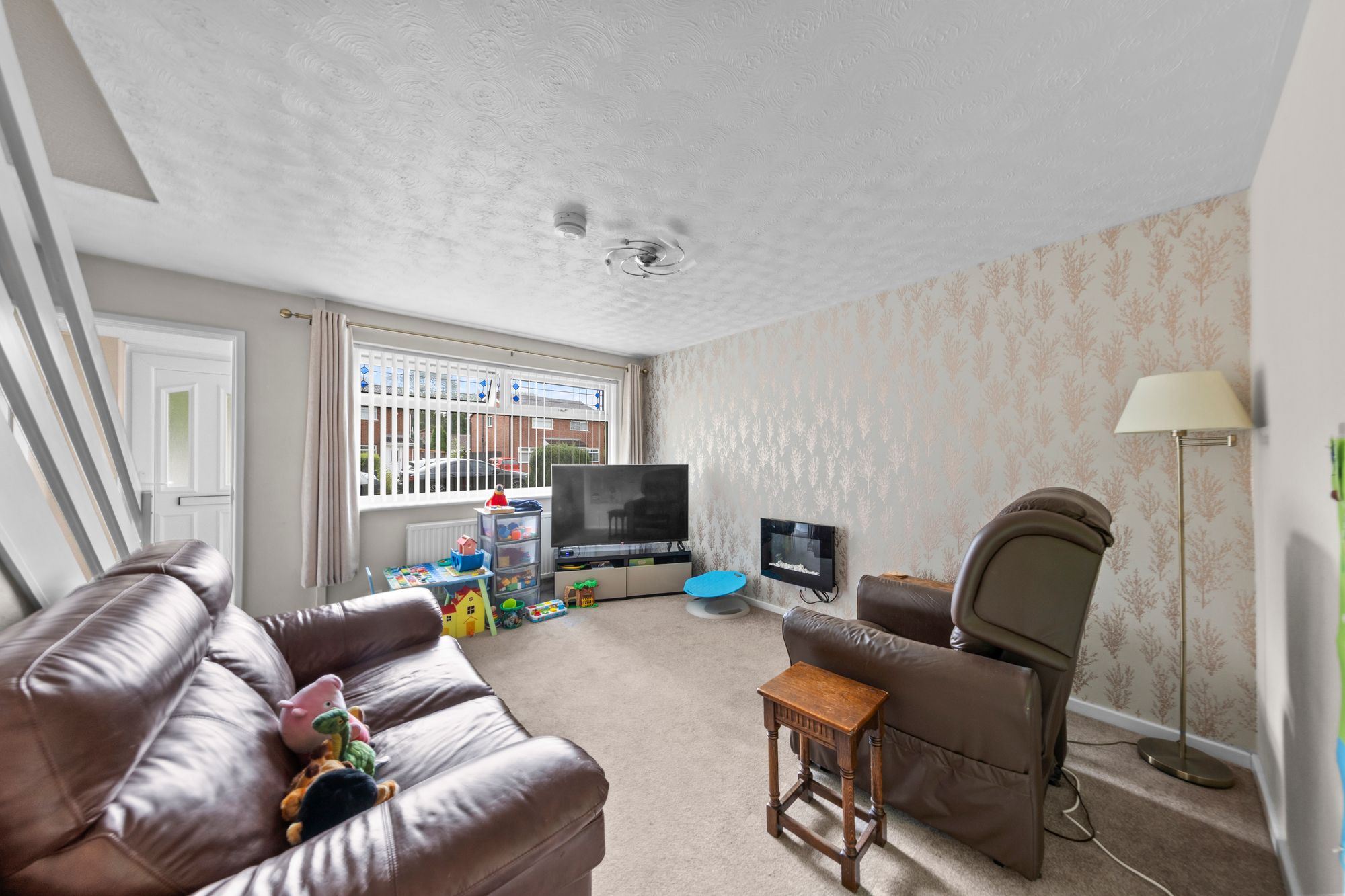 Colwyn Close, Callands, WA5