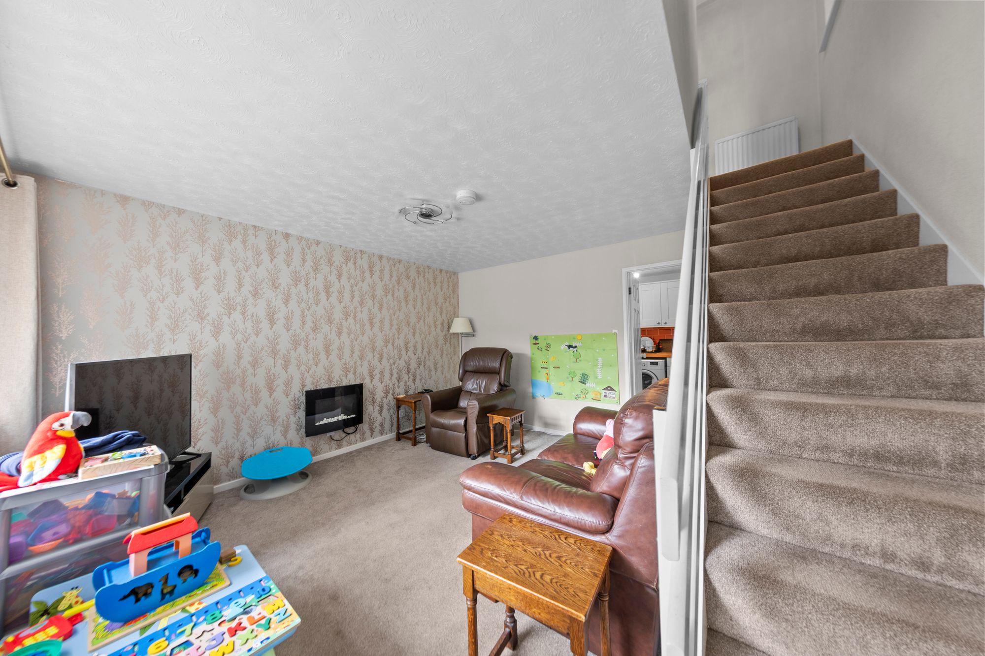 Colwyn Close, Callands, WA5