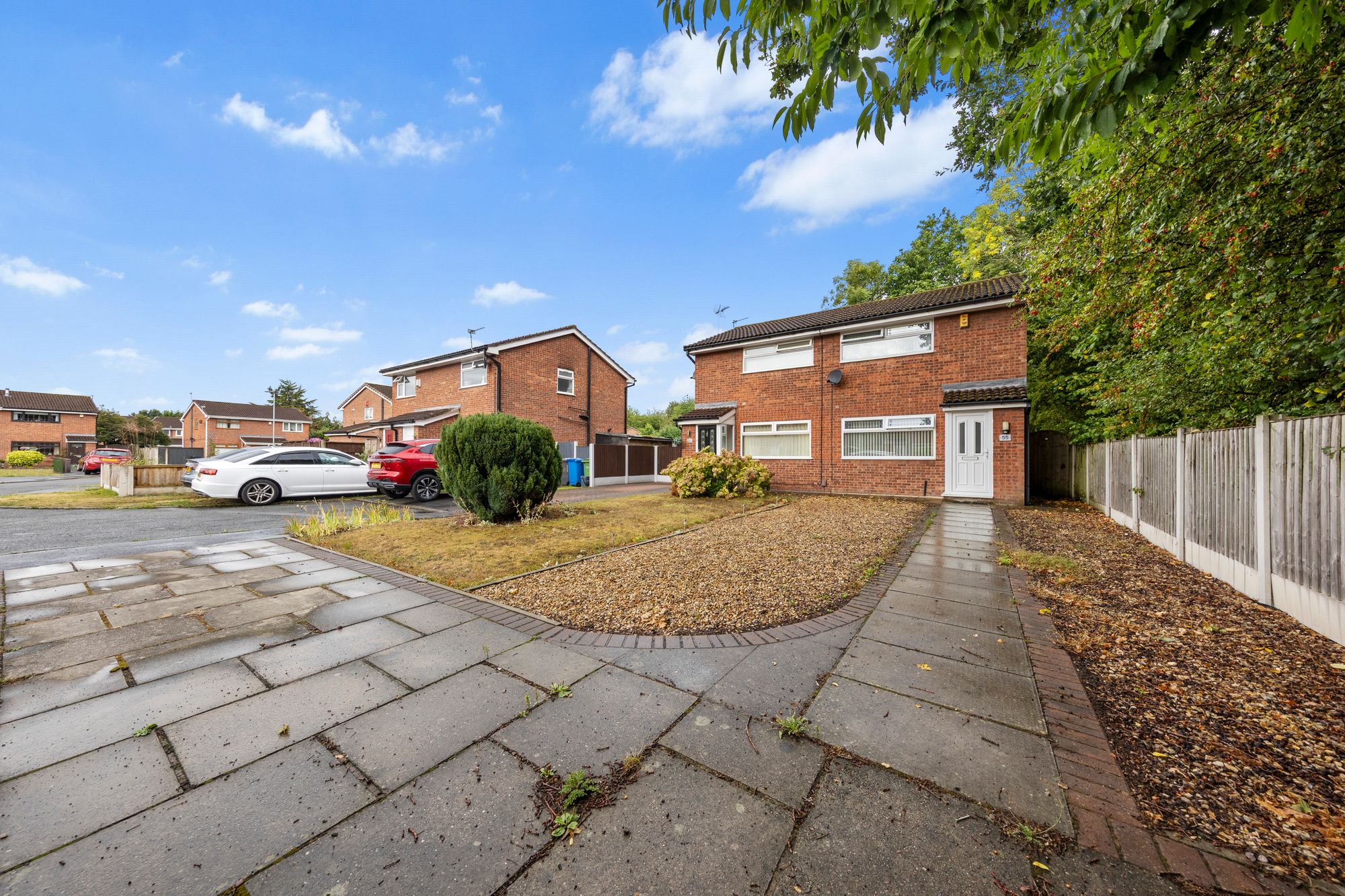 Colwyn Close, Callands, WA5