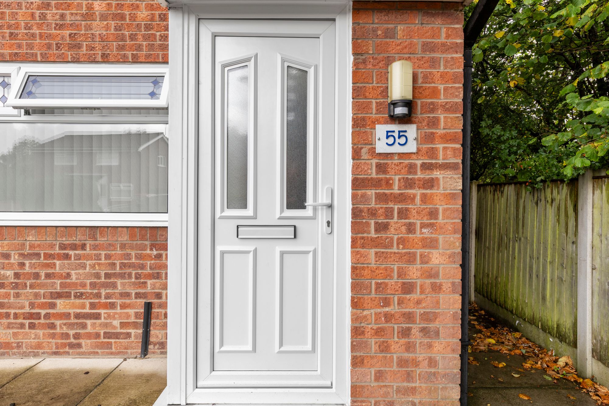 Colwyn Close, Callands, WA5
