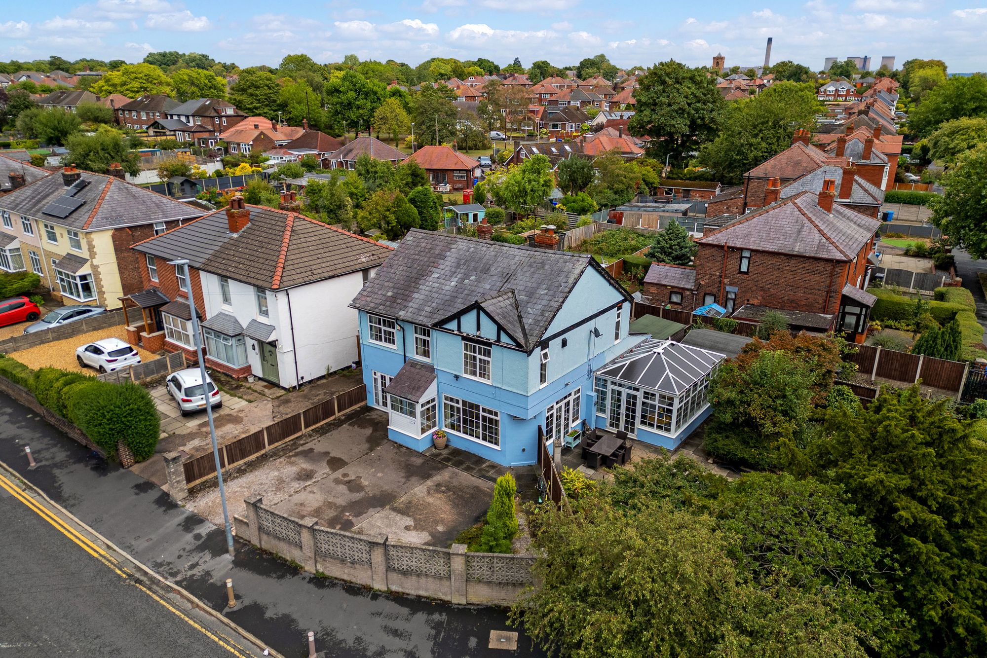 Highfield Road, Widnes, WA8