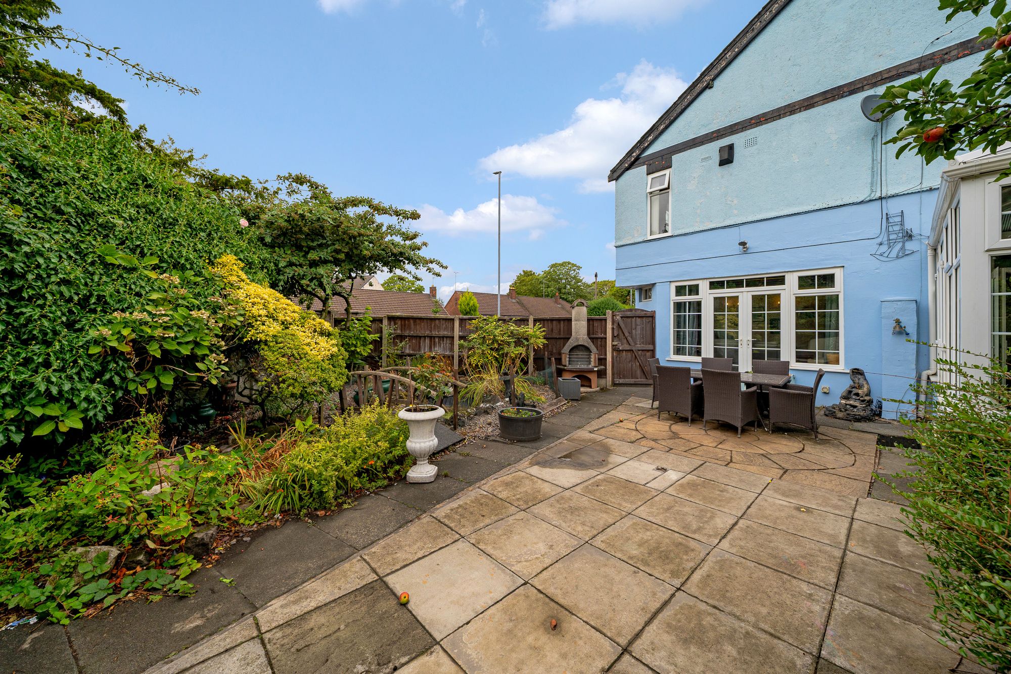 Highfield Road, Widnes, WA8