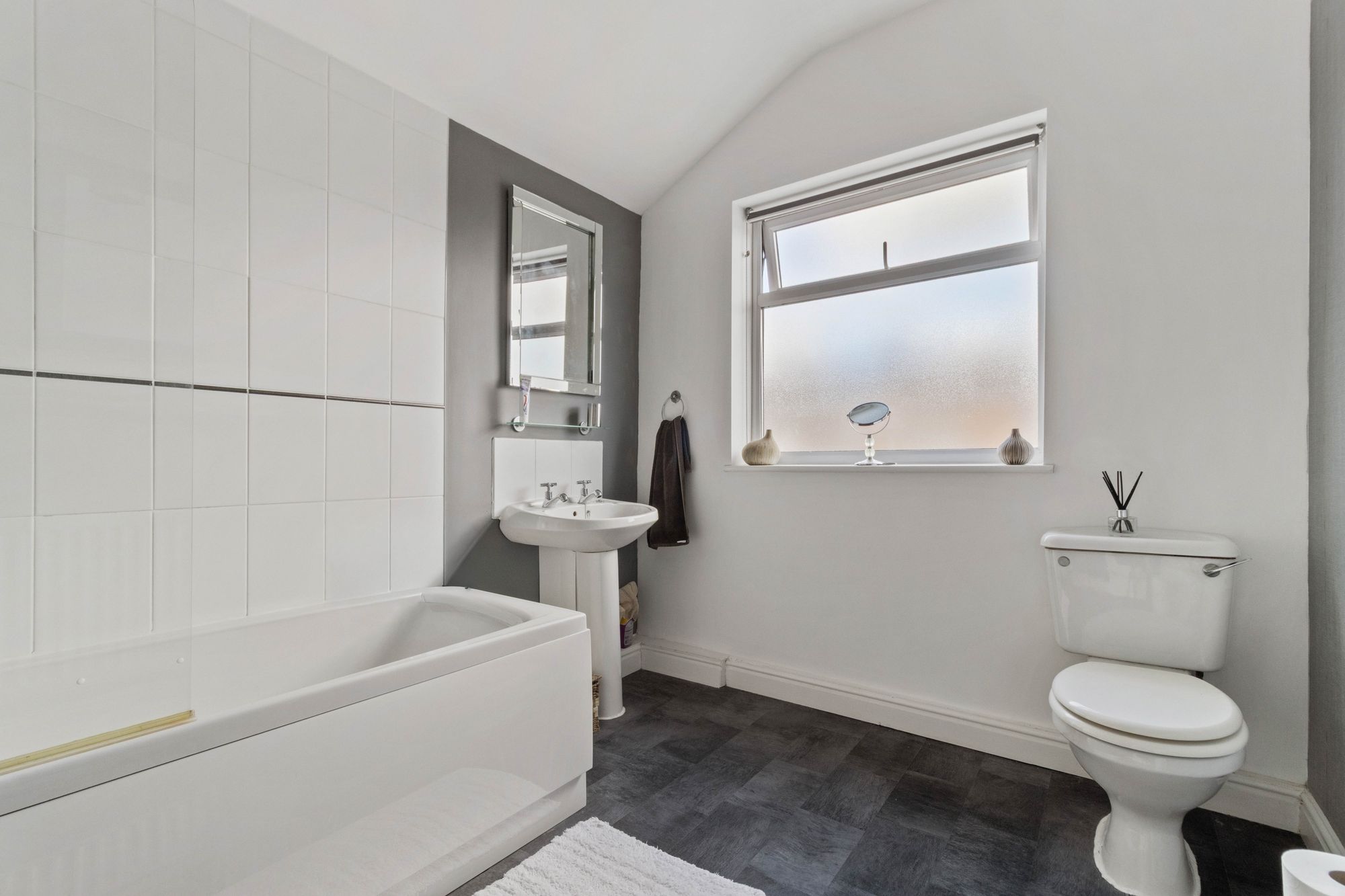 Ellison Street, Stockton Heath, WA4