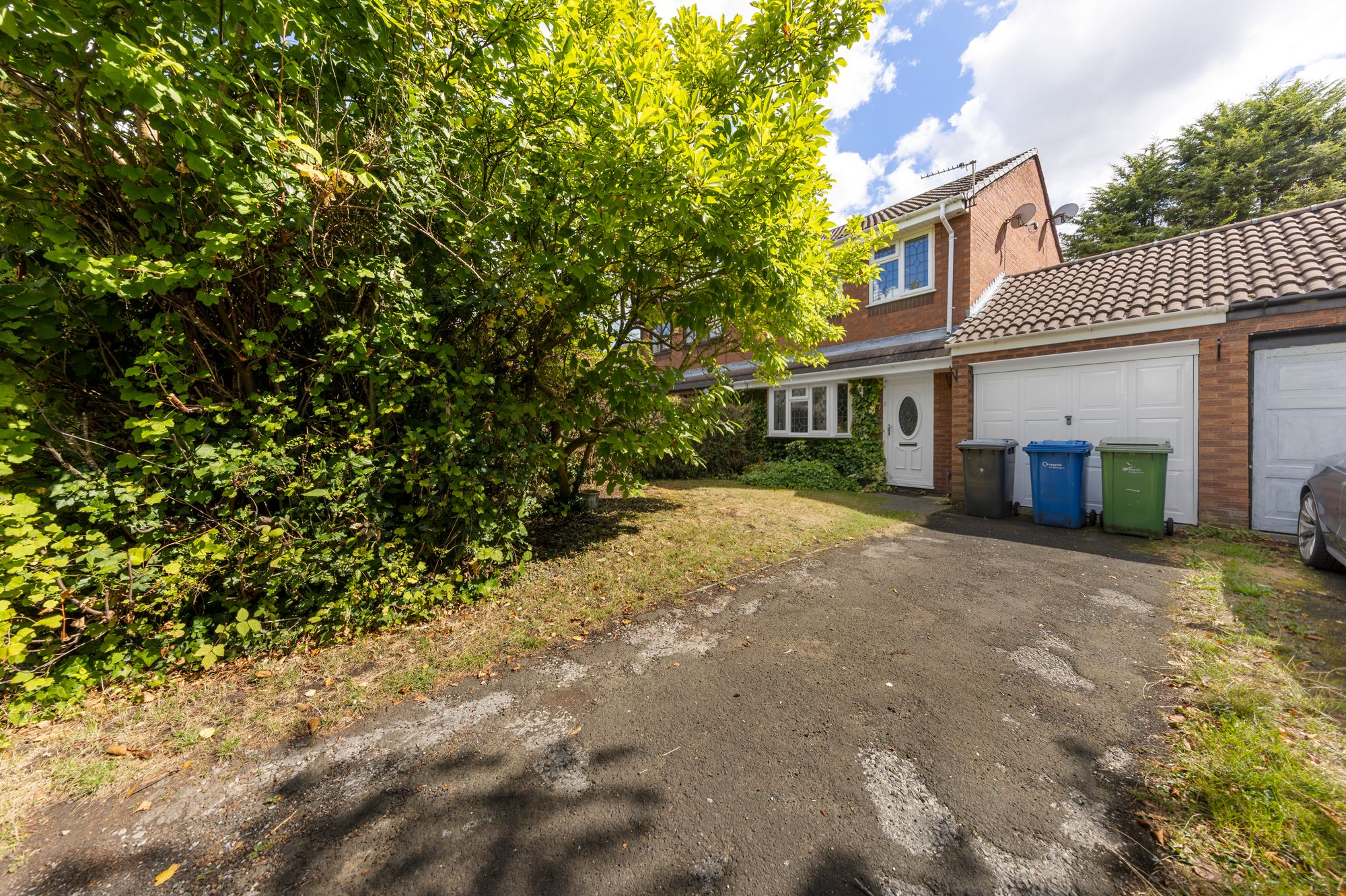 Gilderdale Close, Birchwood, WA3