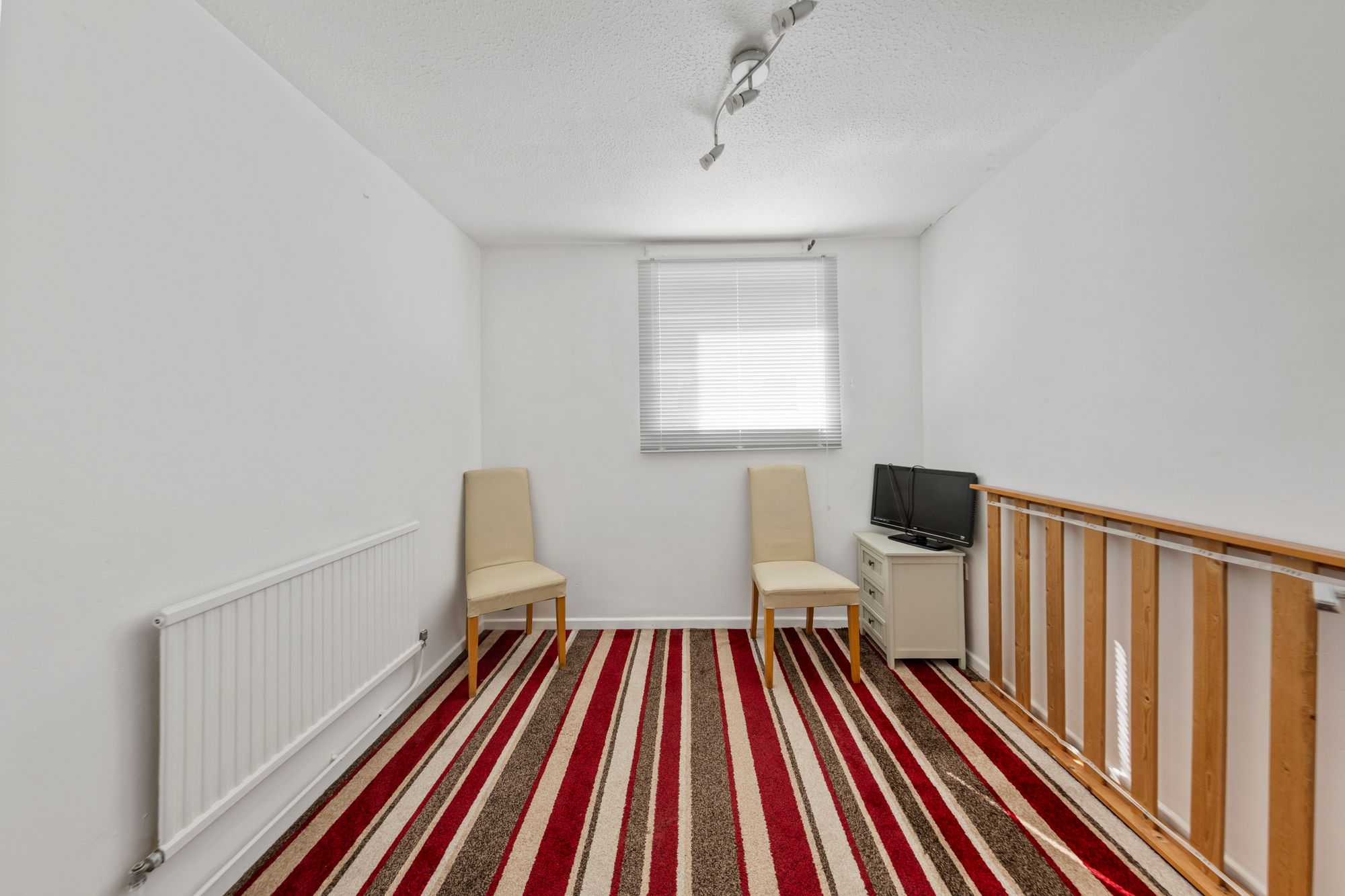 Violet Close, Birchwood, WA3