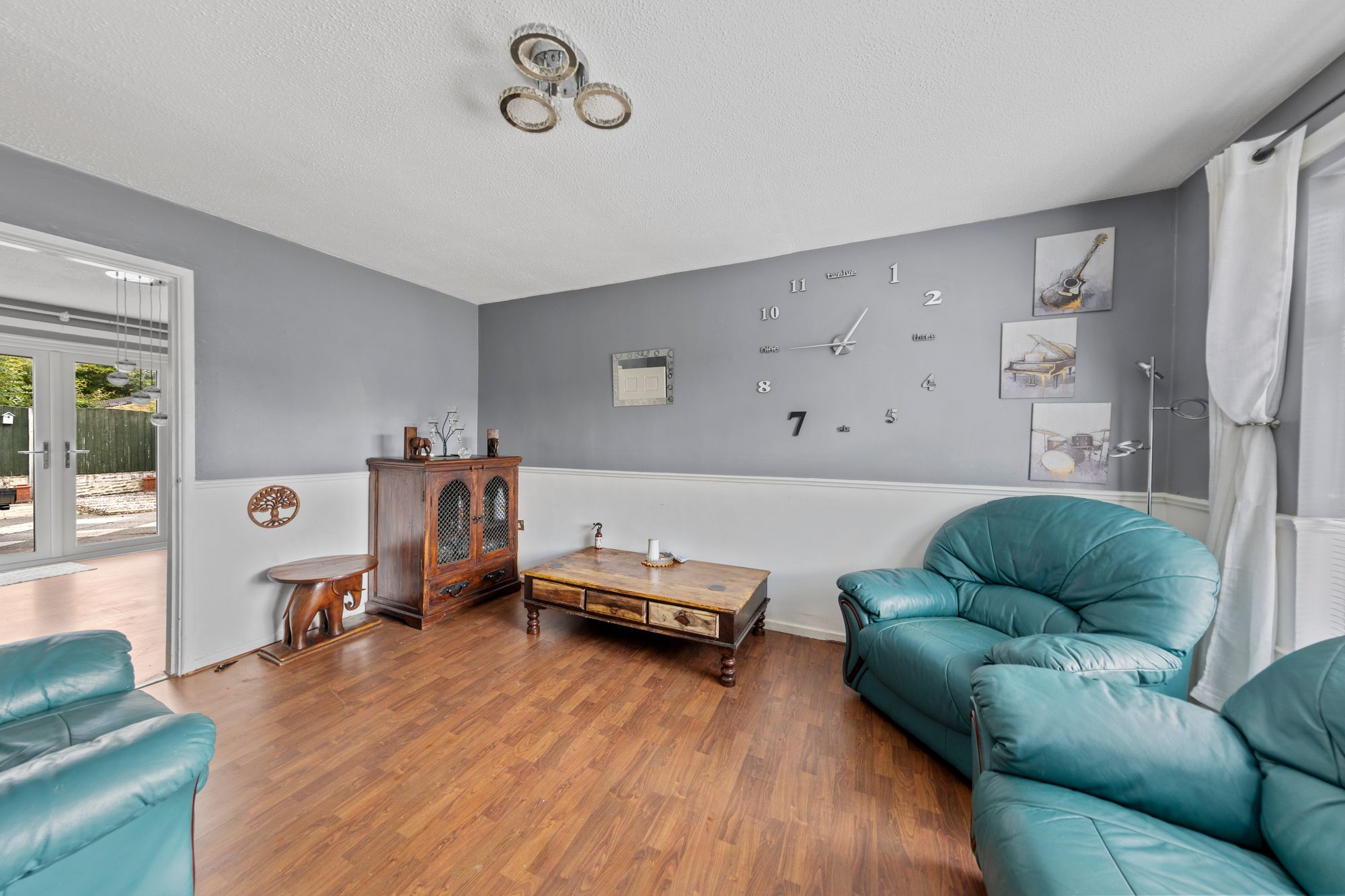 Violet Close, Birchwood, WA3