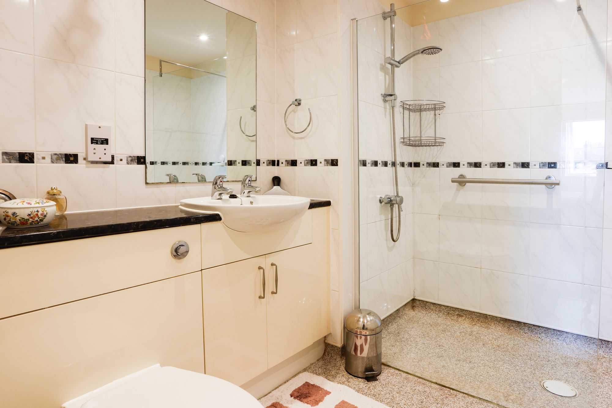 Otley Road, Harrogate, HG2
