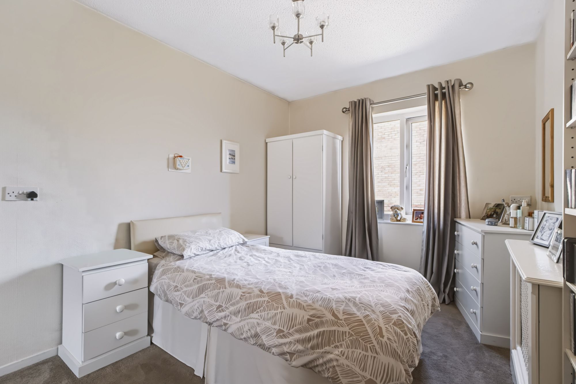 Oulton Court, Grappenhall, WA4