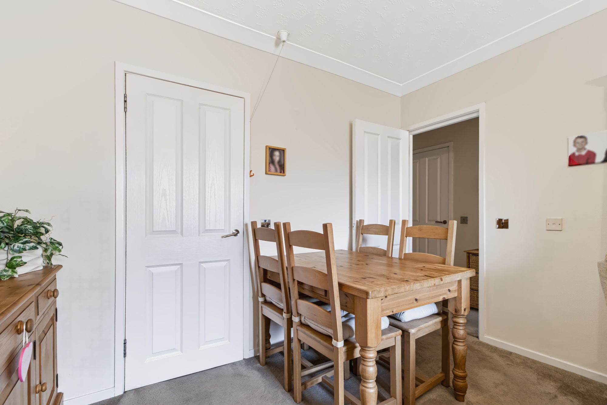 Oulton Court, Grappenhall, WA4