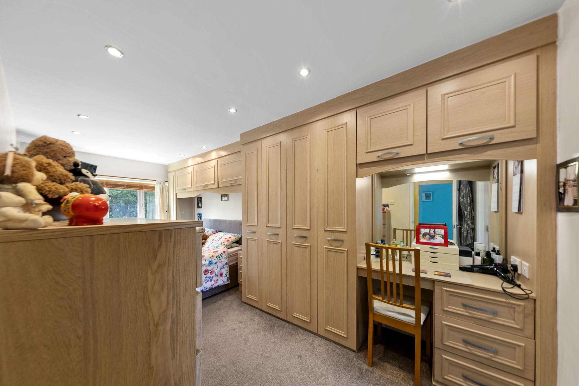 Garwood Close, Westbrook, WA5
