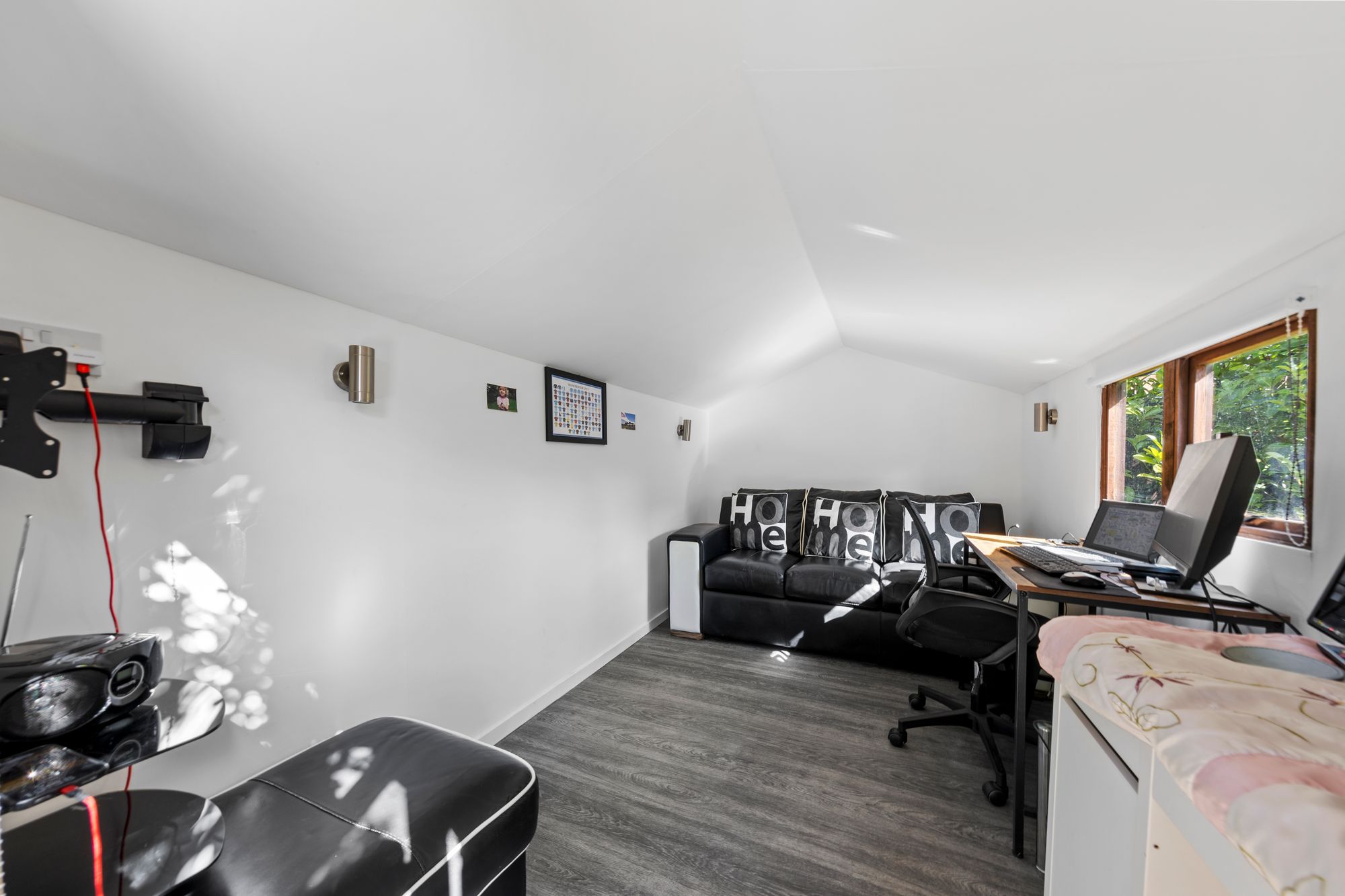 Garwood Close, Westbrook, WA5