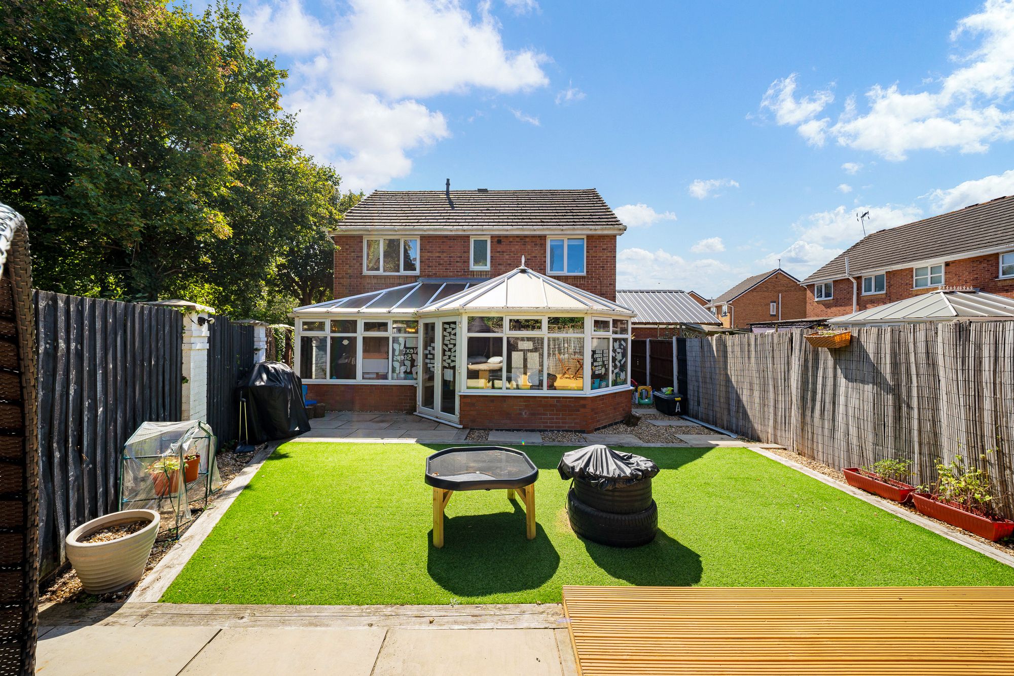 Toft Close, Widnes, WA8