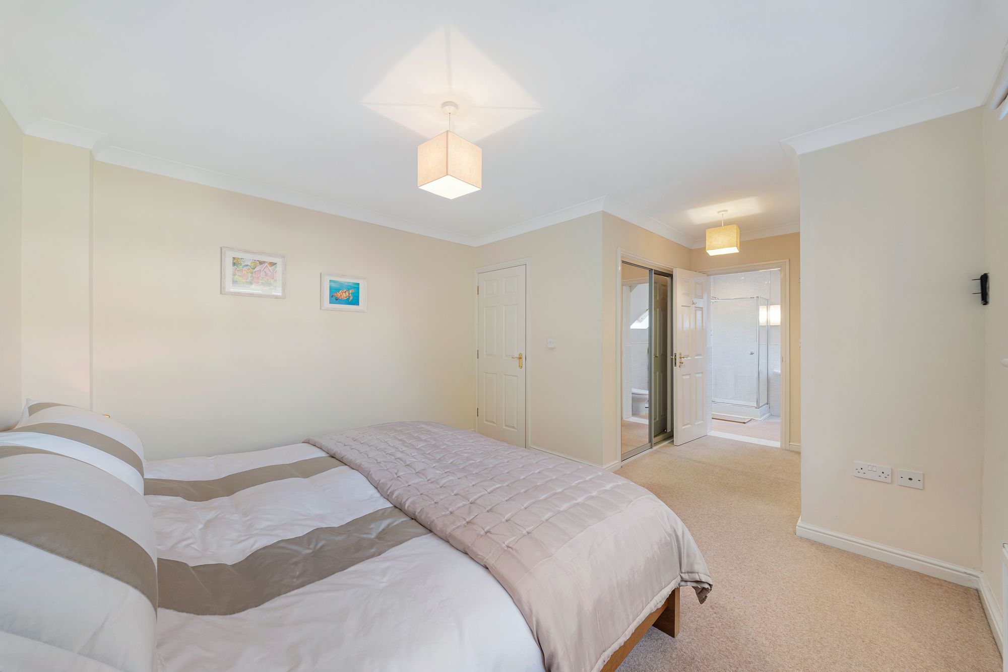 Lindisfarne Court, Widnes, WA8