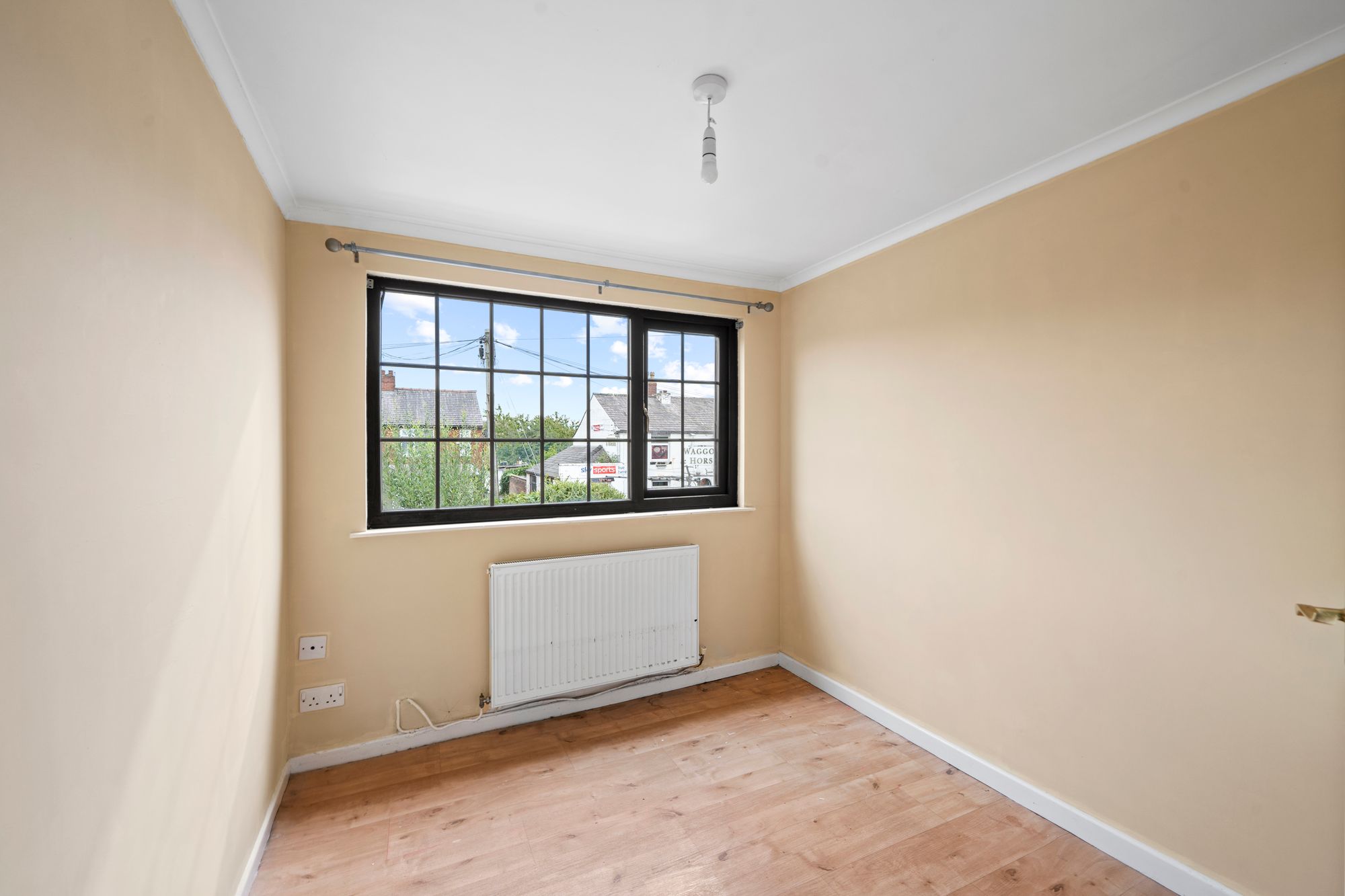 Wigan Road, Leigh, WN7