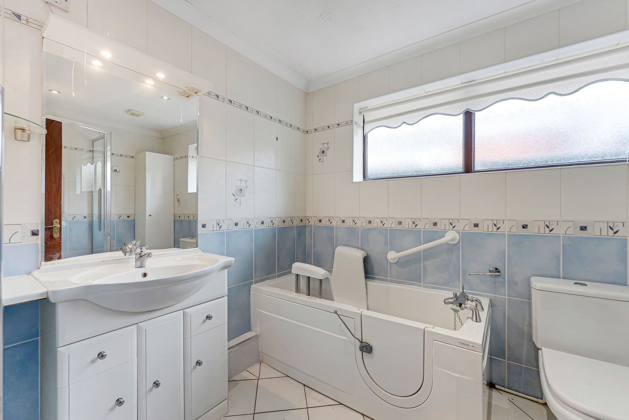 Avebury Close, Widnes, WA8