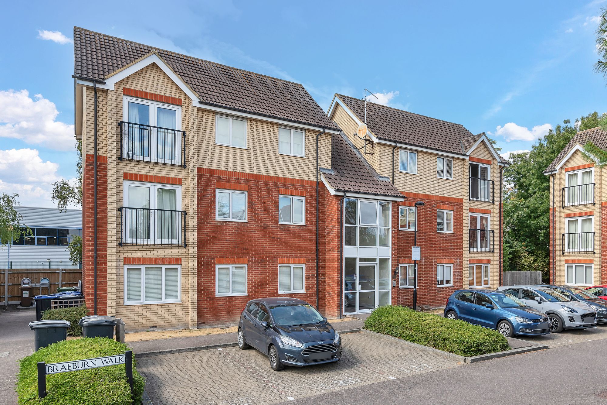 Braeburn Walk, Royston, SG8