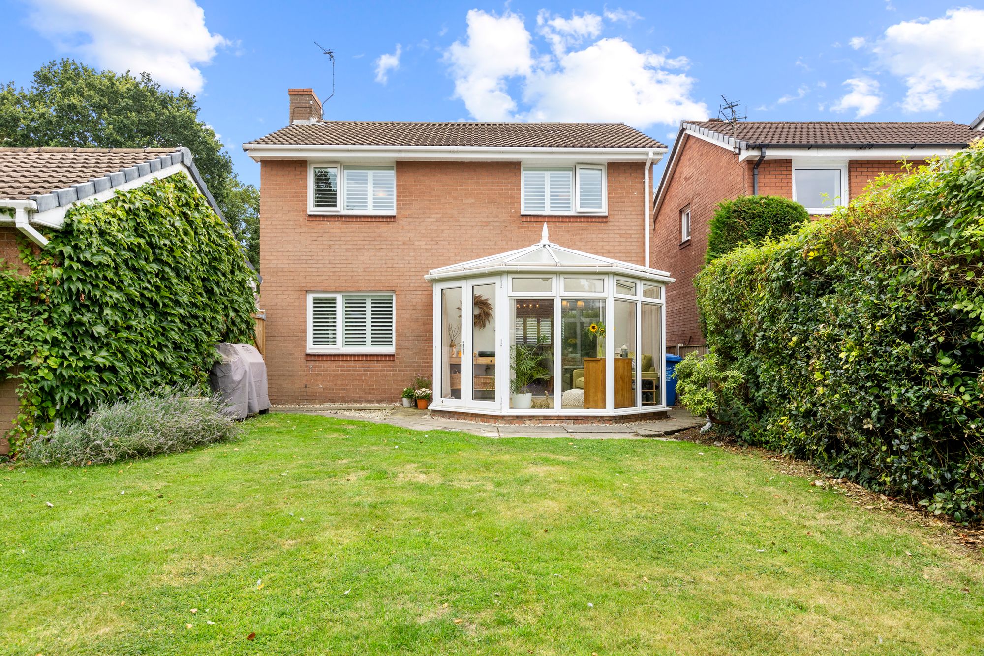 Kilsyth Close, Fearnhead, WA2