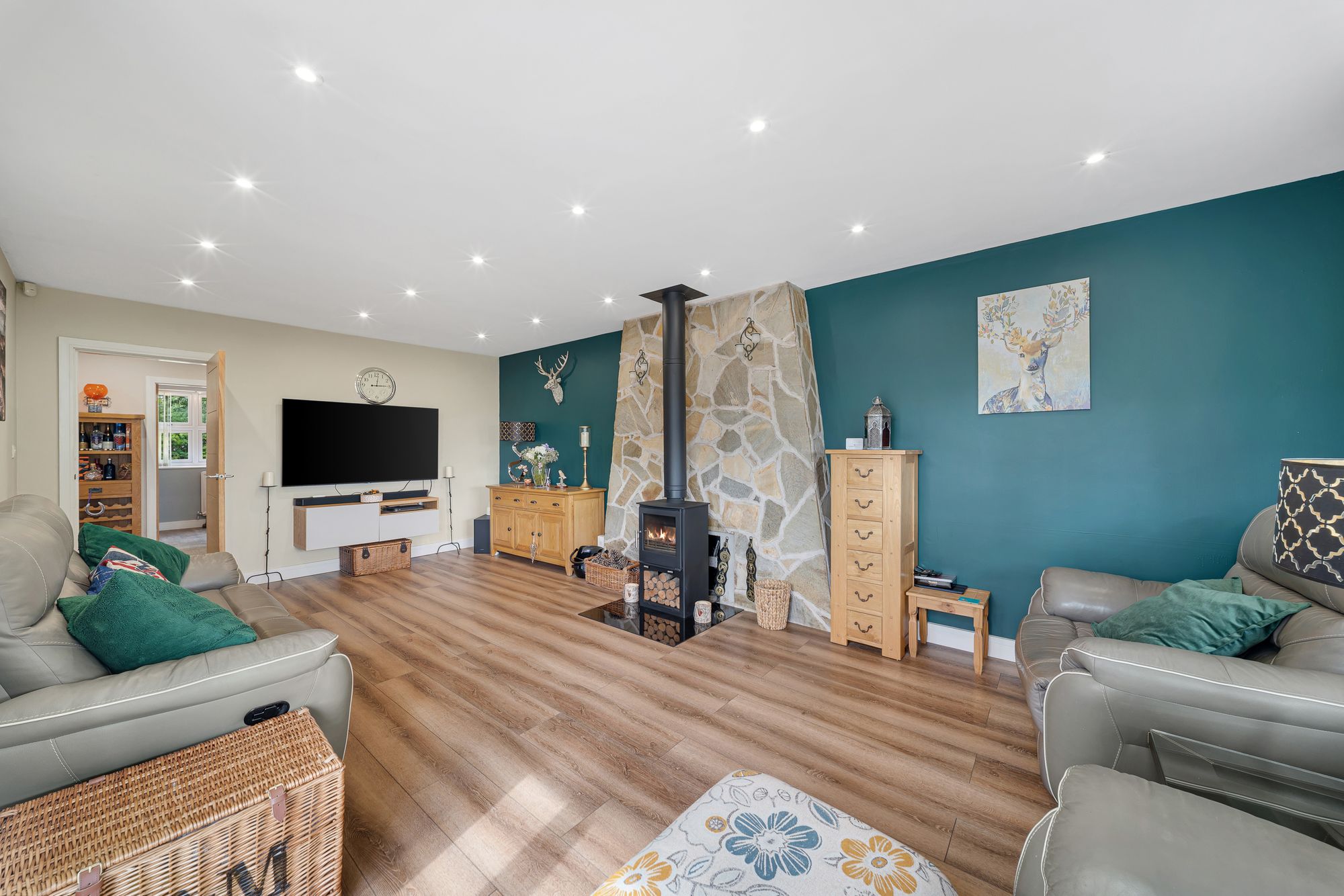 Pex Hill, Widnes, WA8