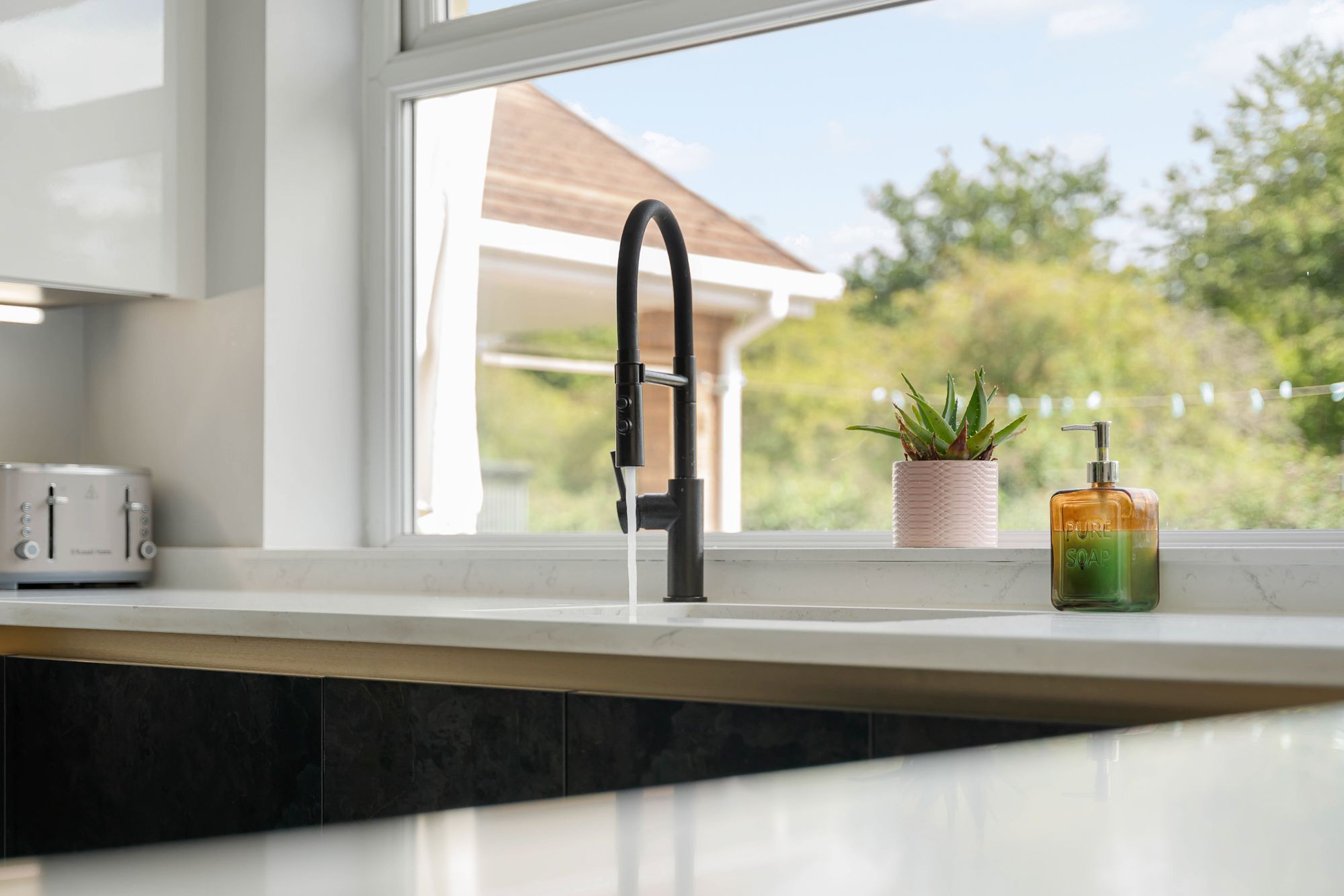 Pex Hill, Widnes, WA8