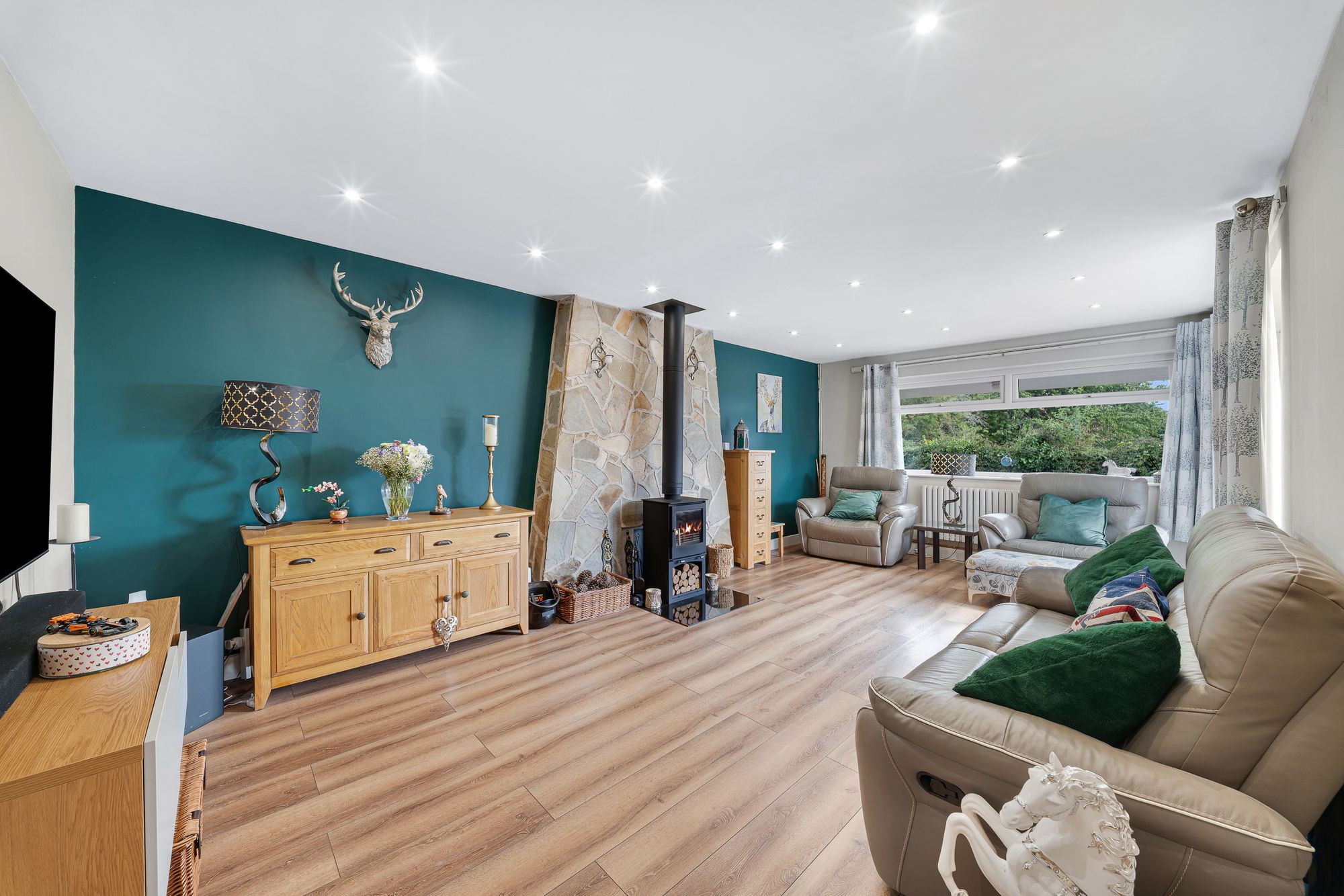 Pex Hill, Widnes, WA8
