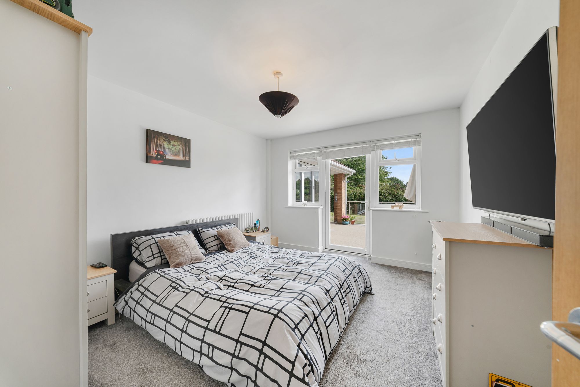 Pex Hill, Widnes, WA8