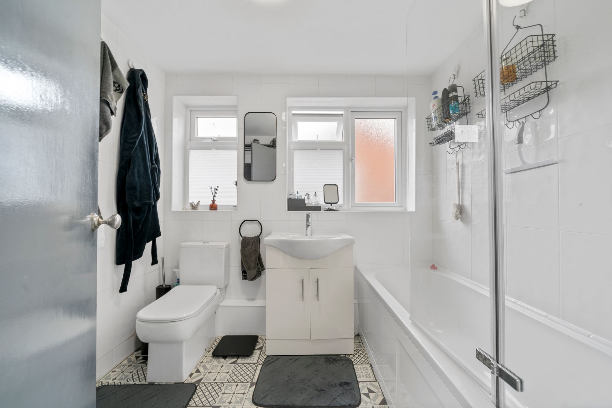Ilex Avenue, Winwick, WA2