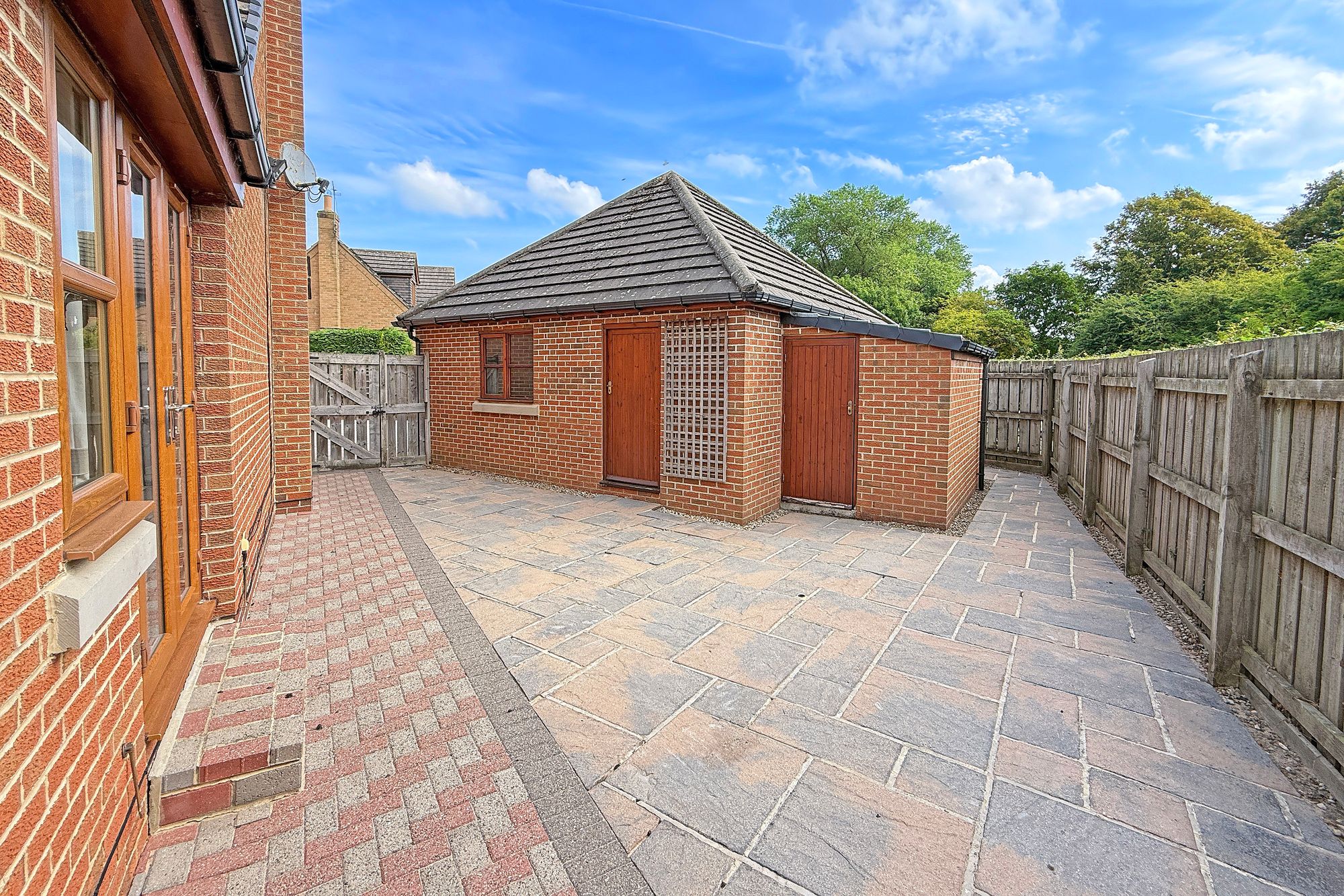 Aspin Oval, Knaresborough, HG5