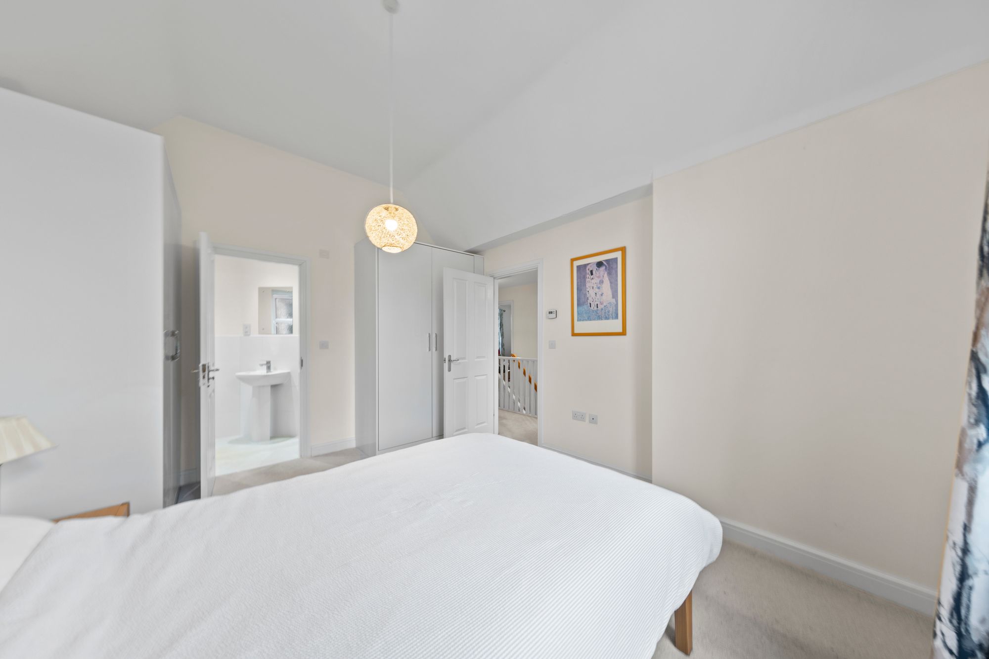 Commissioner Square, Paddington, WA1