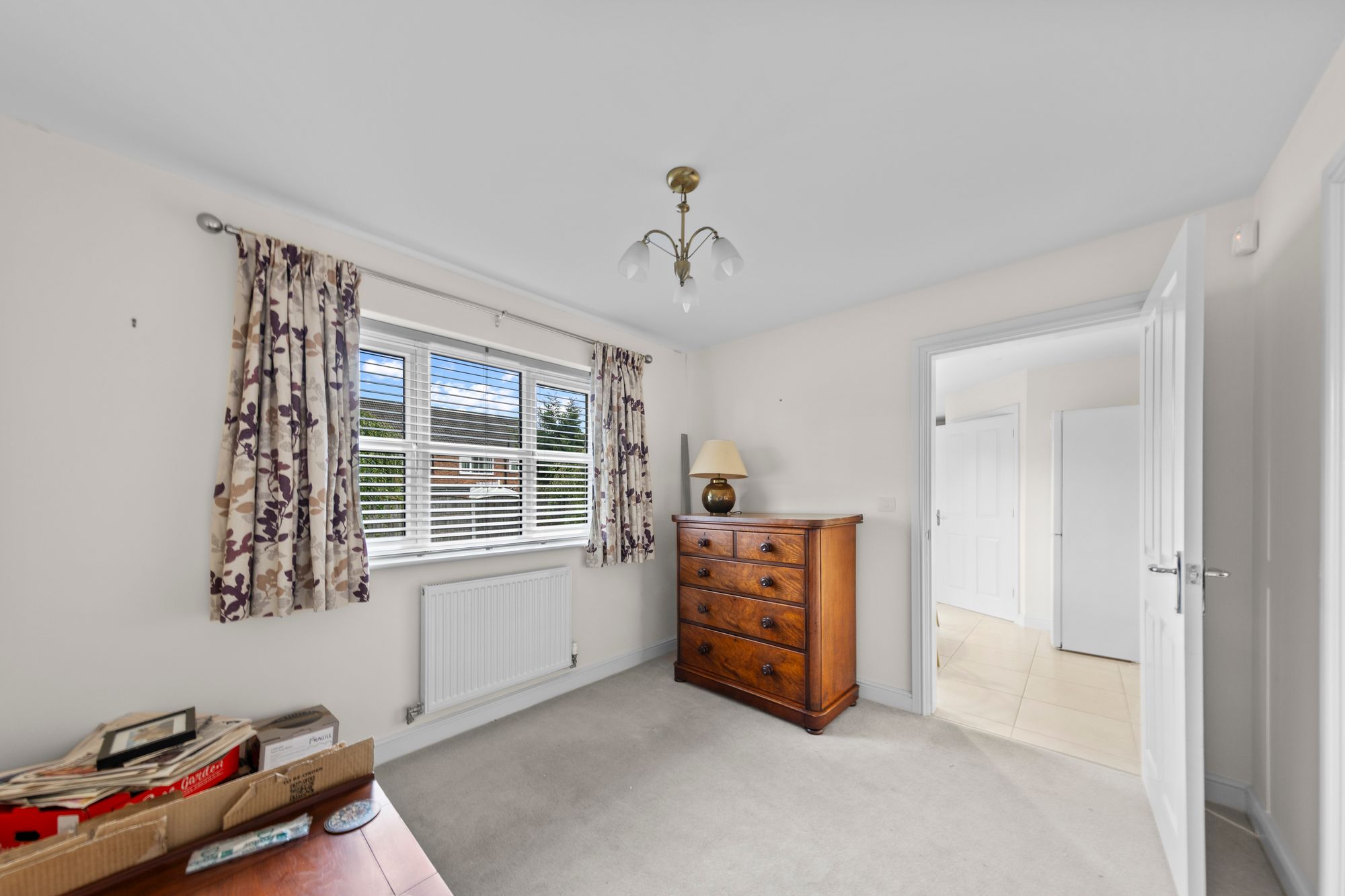Commissioner Square, Paddington, WA1