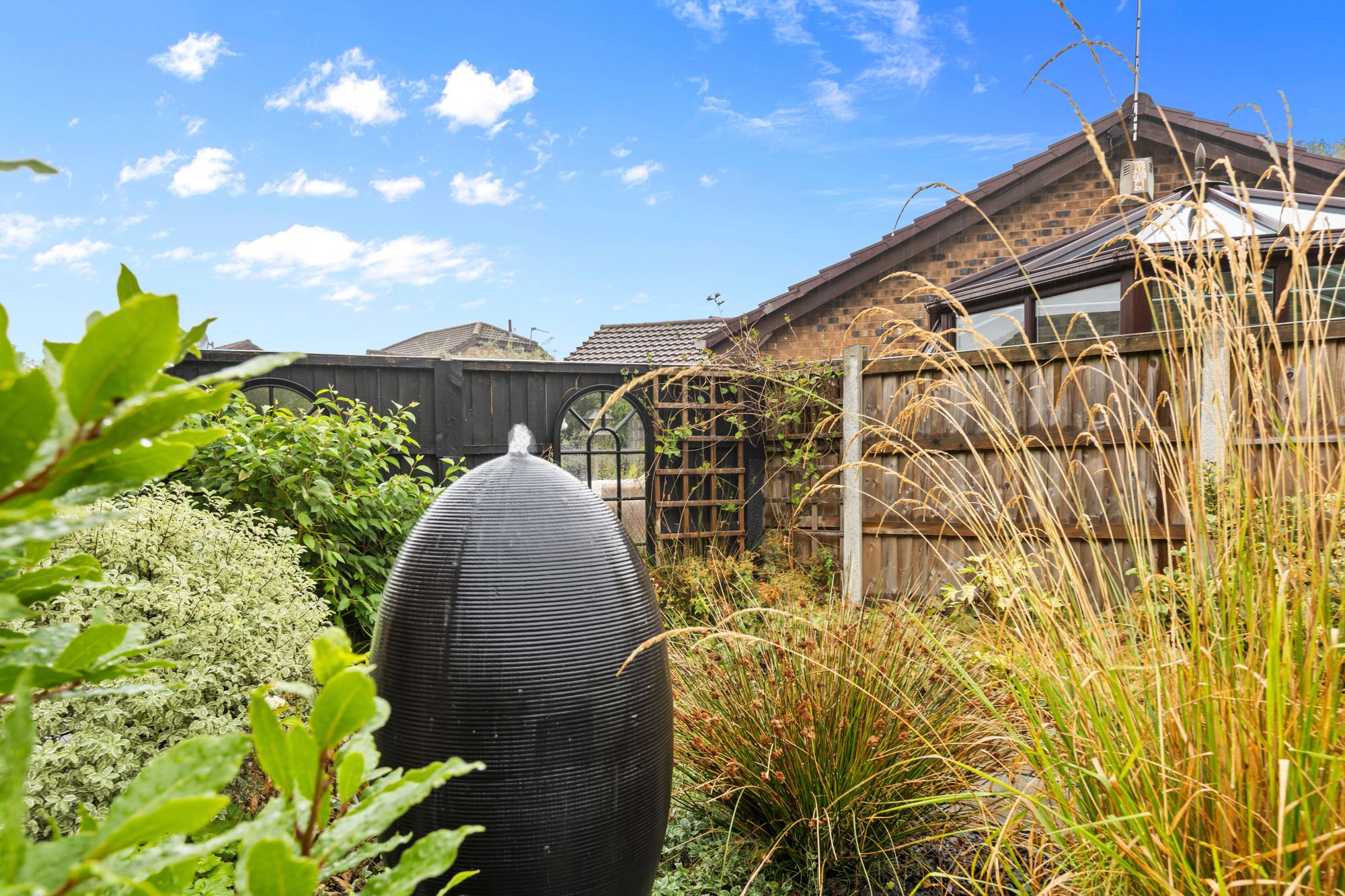 Inglewood Close, Birchwood, WA3