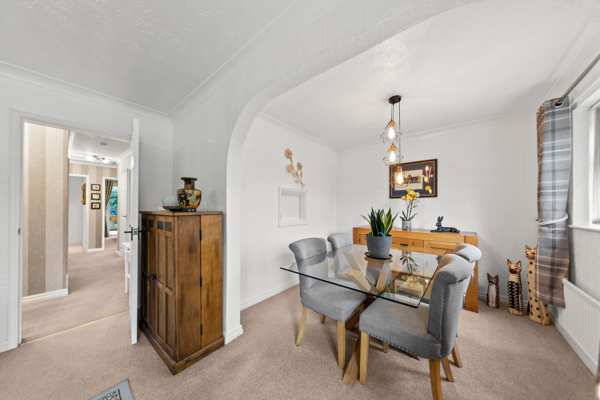 Inglewood Close, Birchwood, WA3