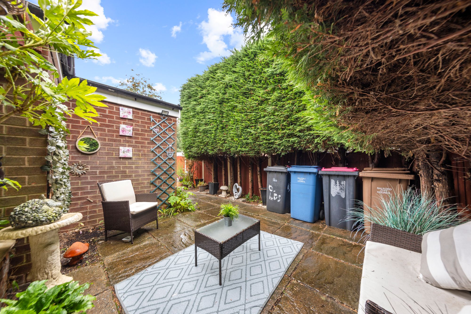 Lords Street, Cadishead, M44