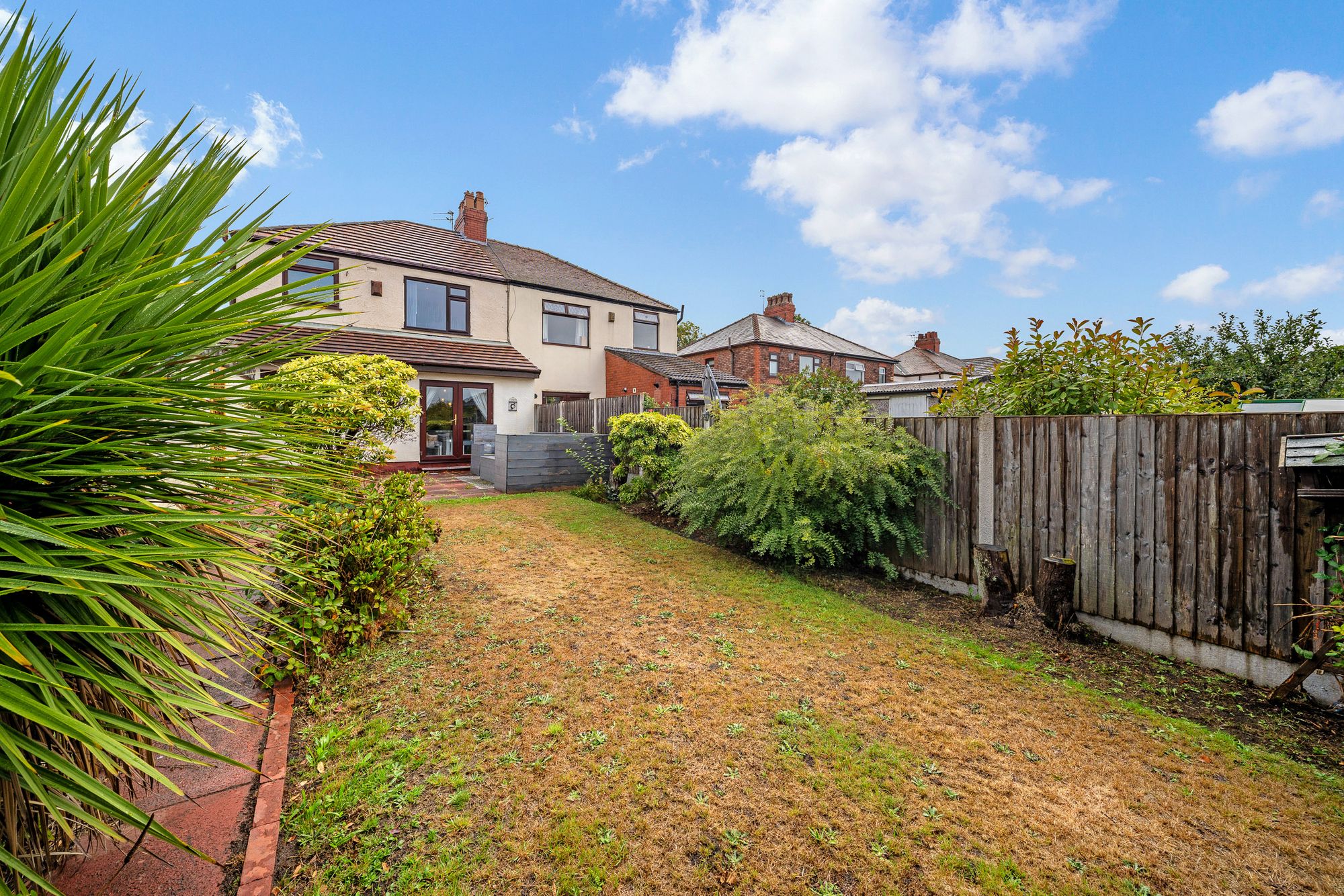 Kingsway, Widnes, WA8