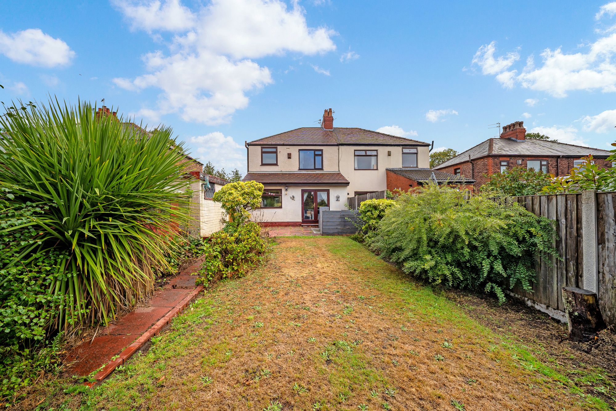 Kingsway, Widnes, WA8