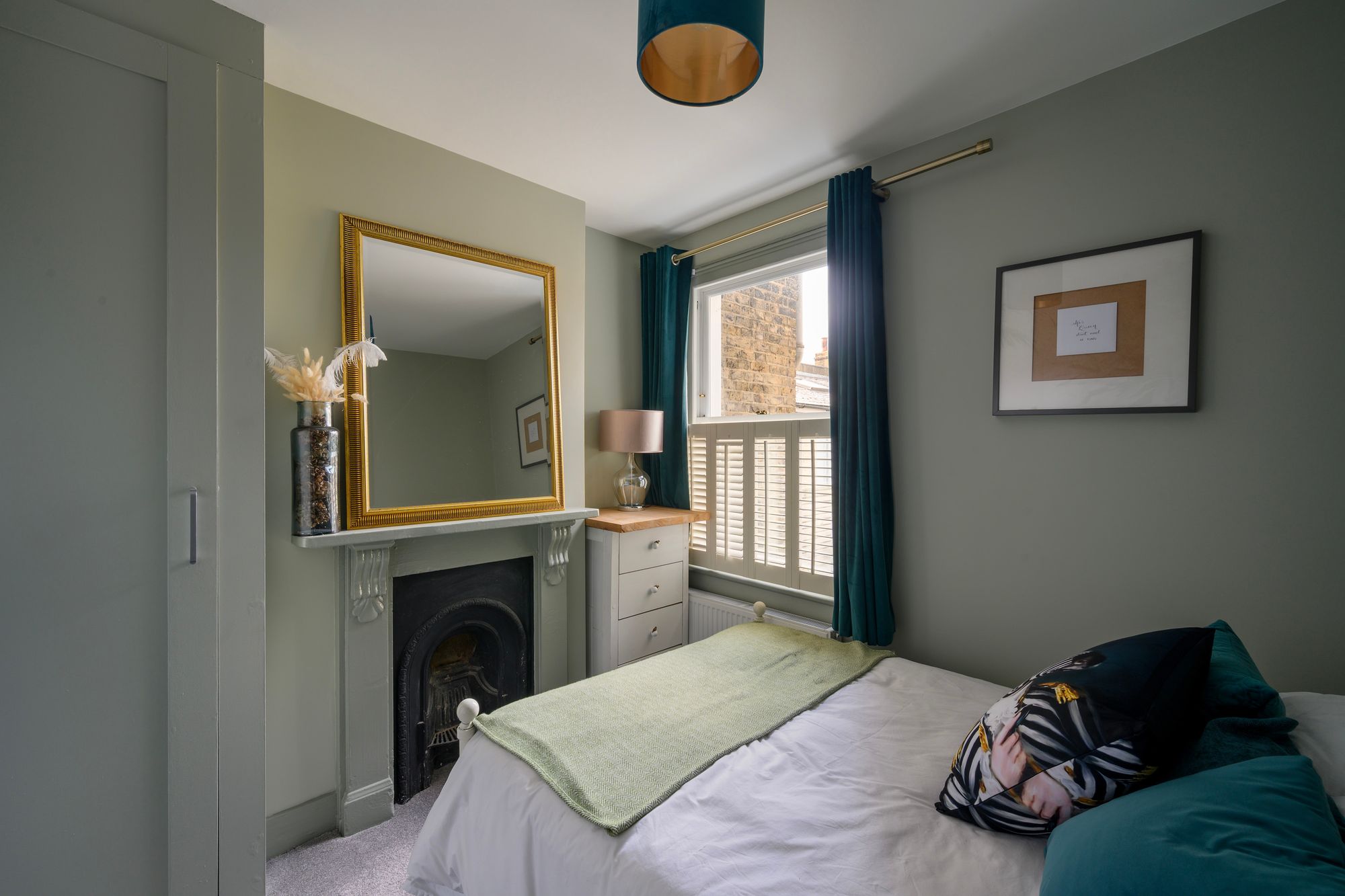 SoH 6 Swaffield Road 33