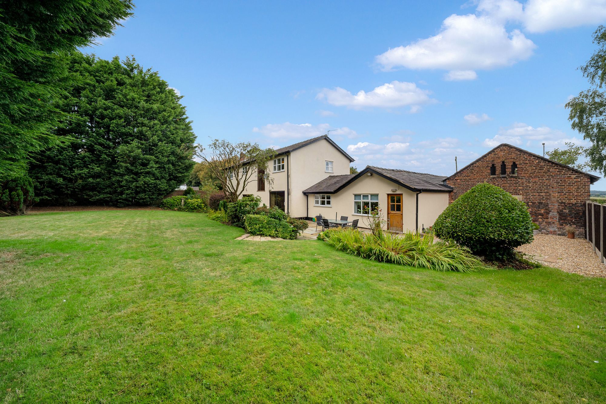 St. Helens Road, Rainford, WA11