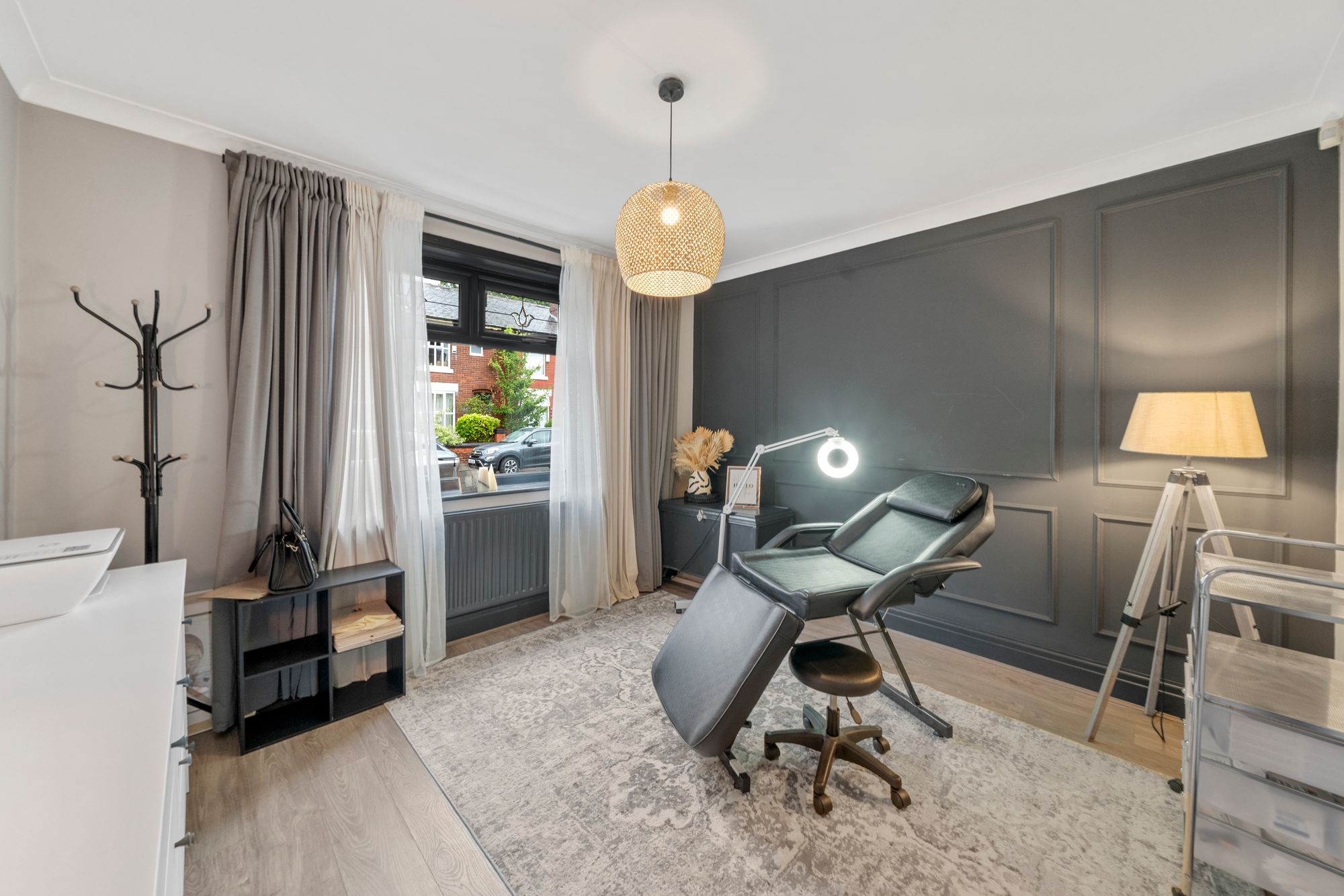 Lightburne Avenue, Leigh, WN7