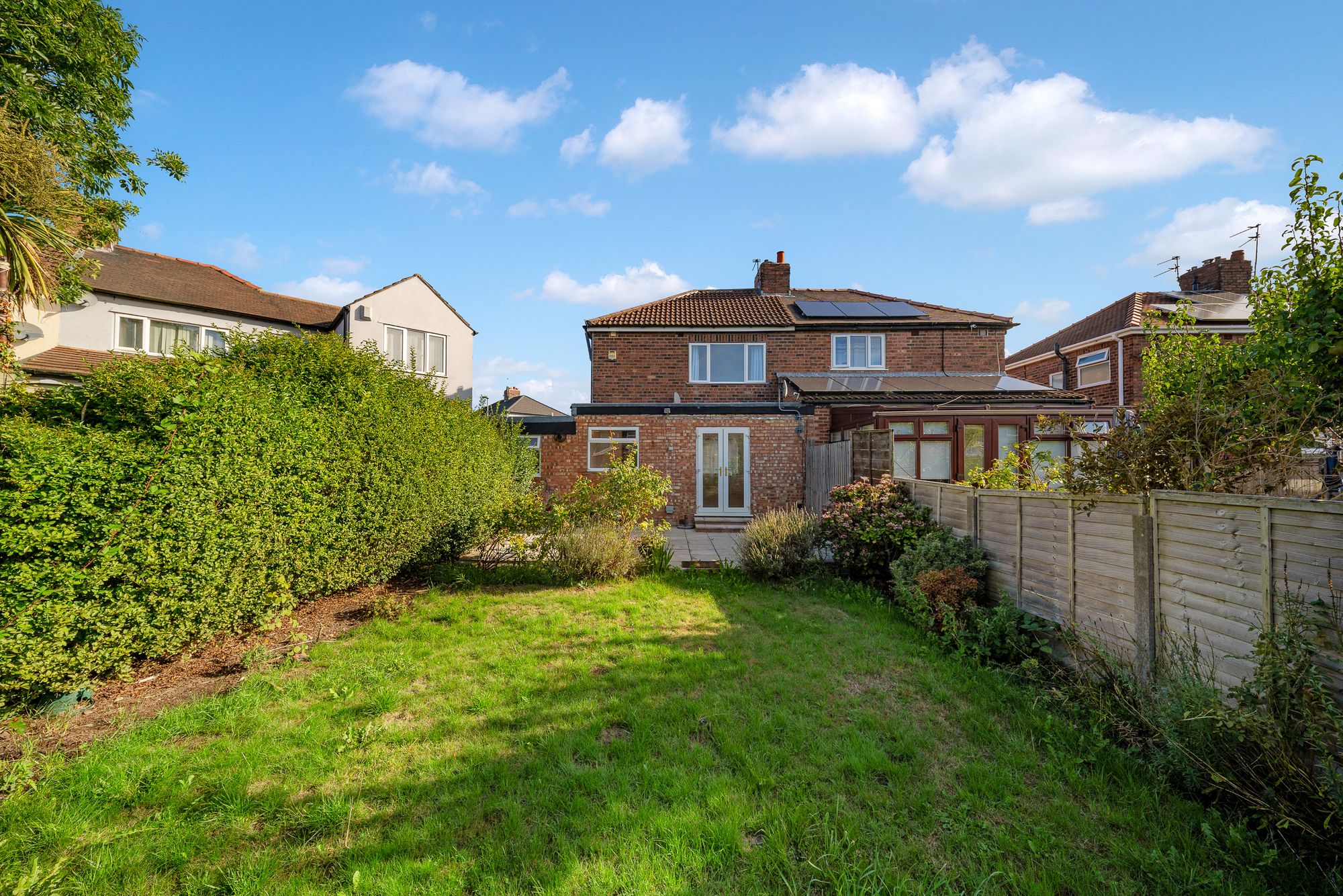 Nicholas Road, Widnes, WA8
