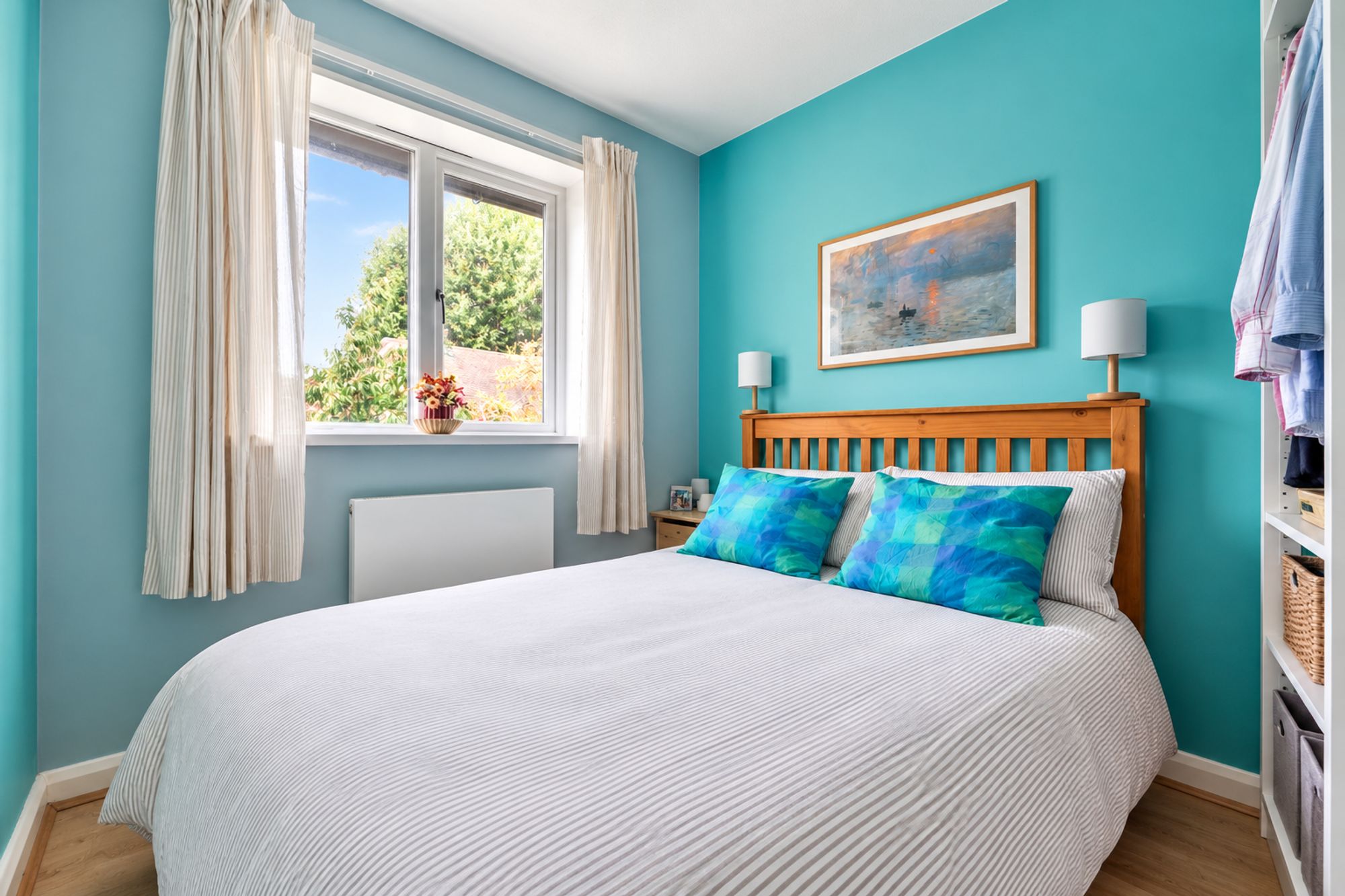 Galleon Close, London, SE16