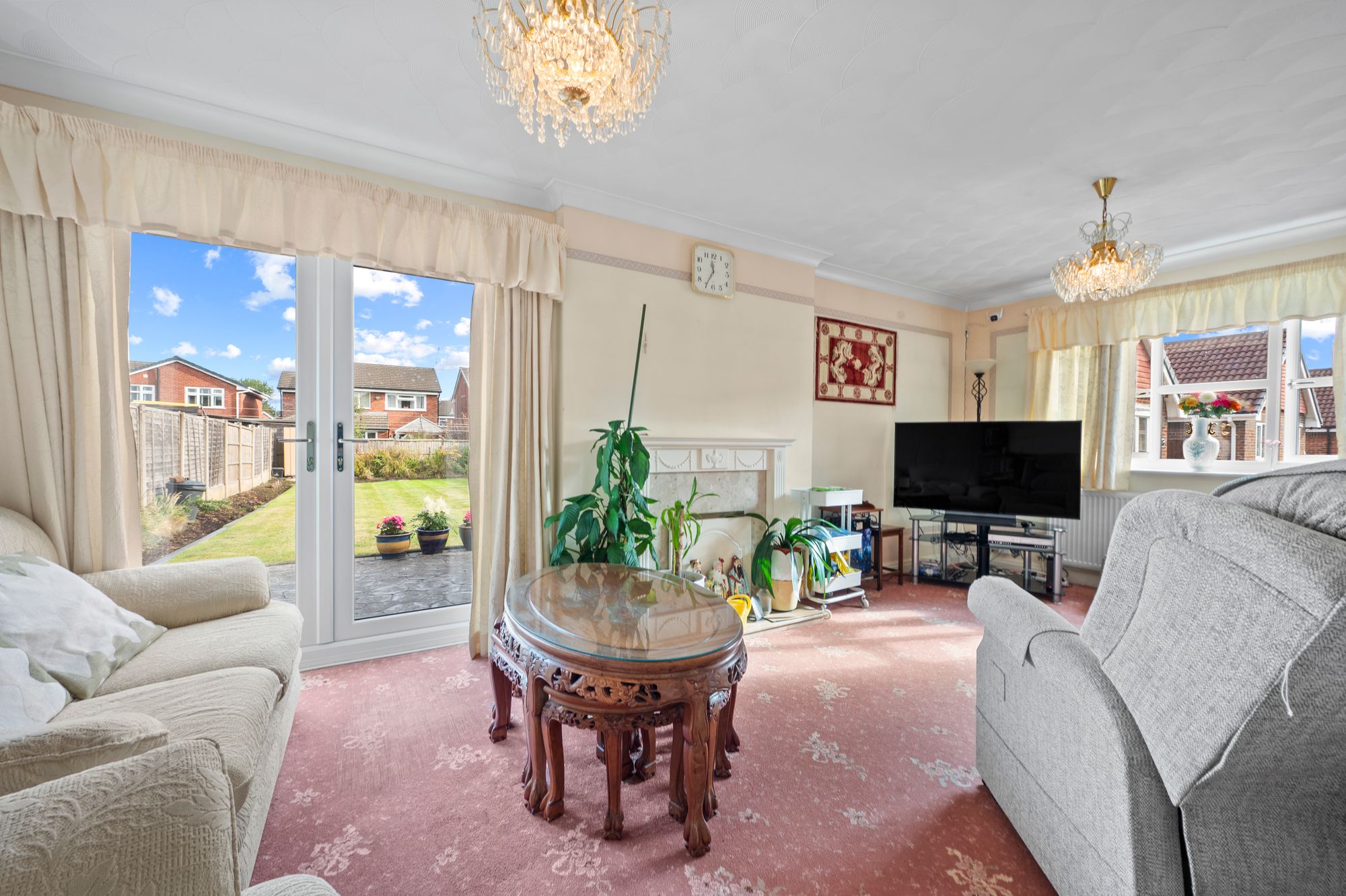 Lincoln Close, Woolston, WA1