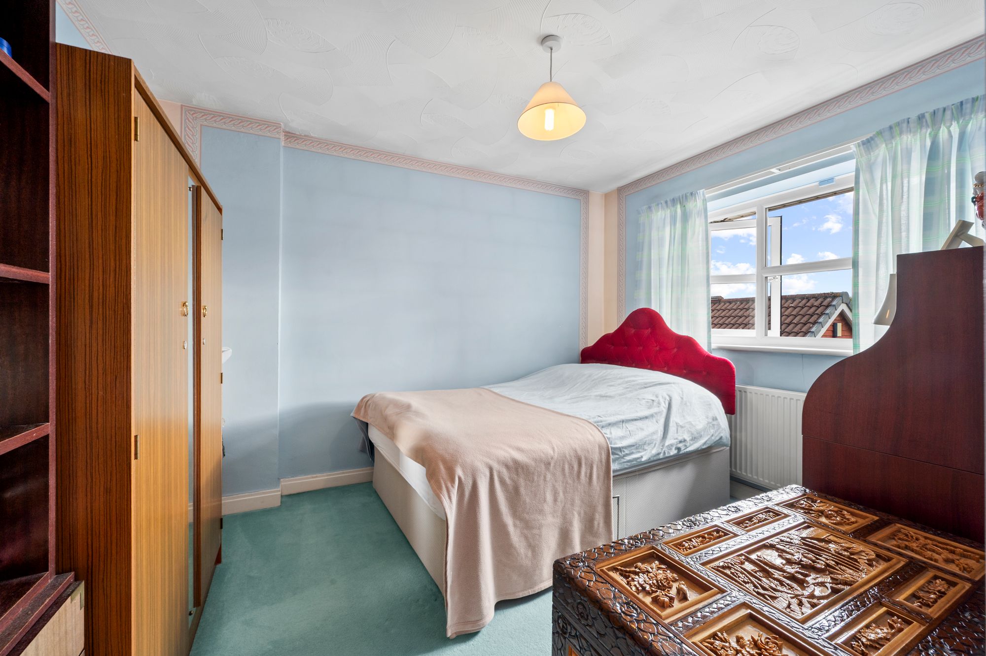 Lincoln Close, Woolston, WA1