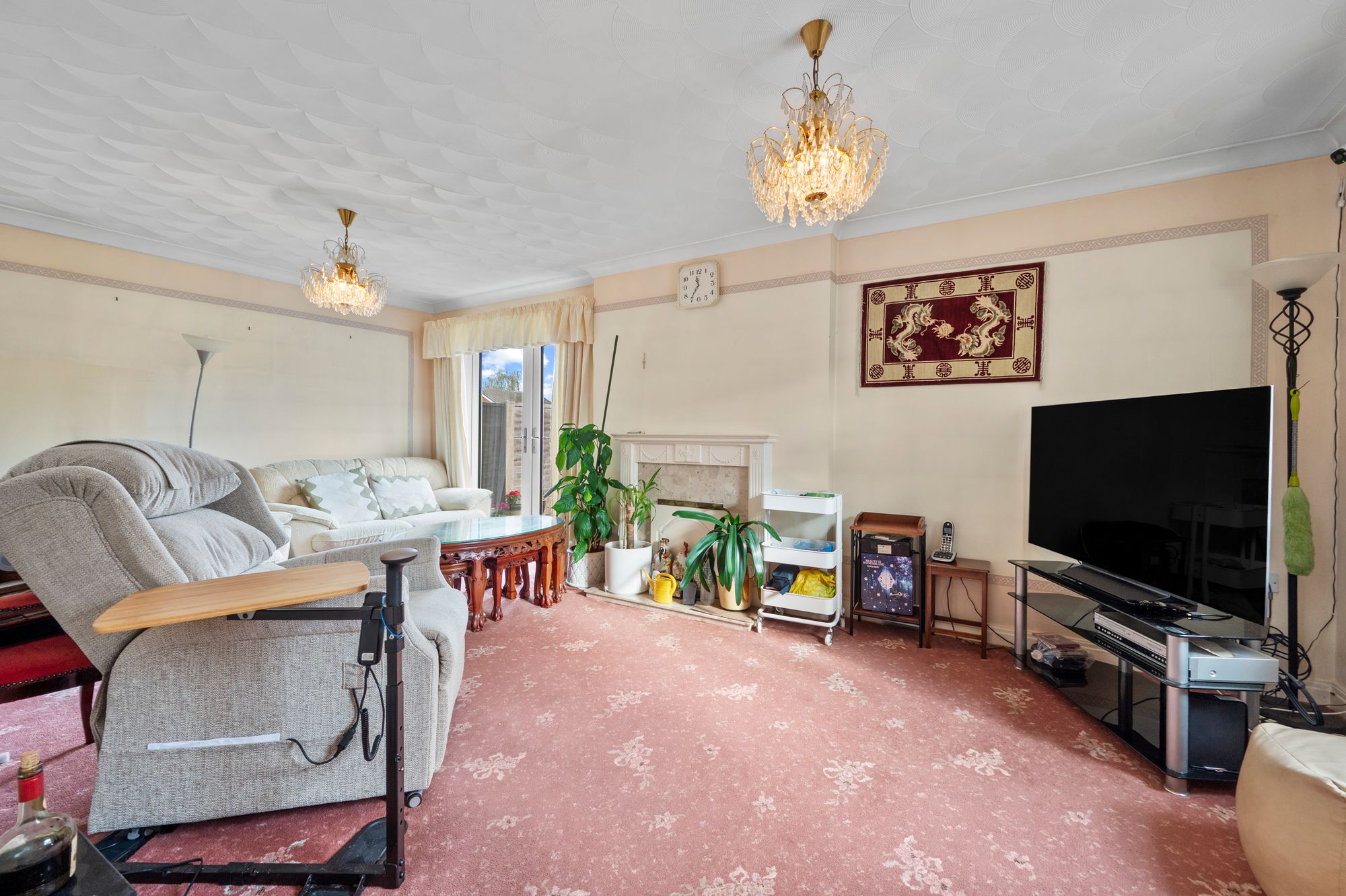 Lincoln Close, Woolston, WA1