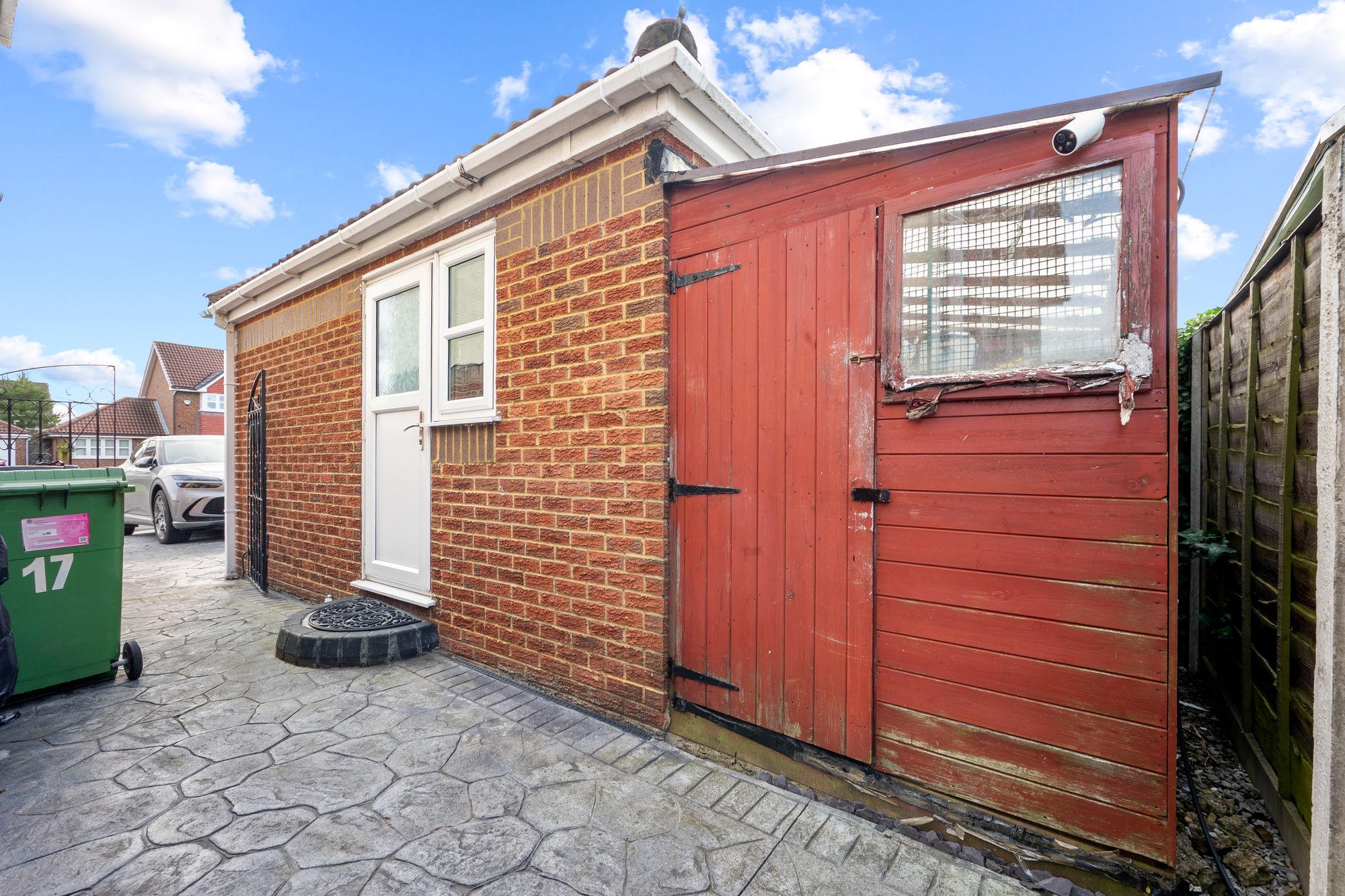 Lincoln Close, Woolston, WA1