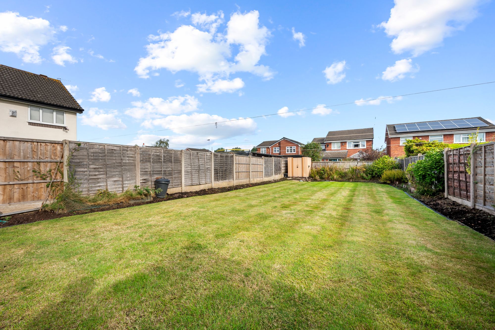 Lincoln Close, Woolston, WA1
