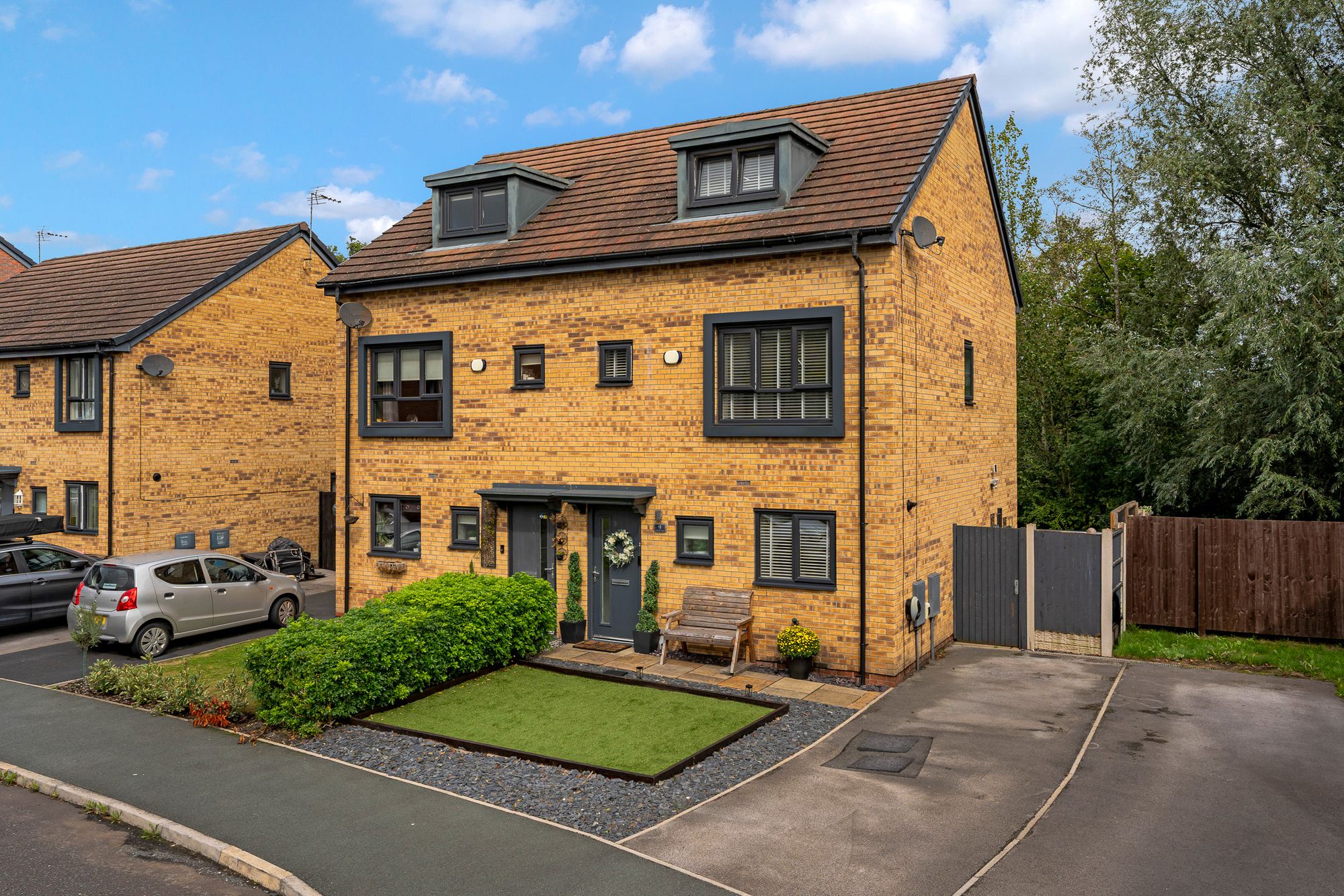 Worsley Close, Castlefields, WA7