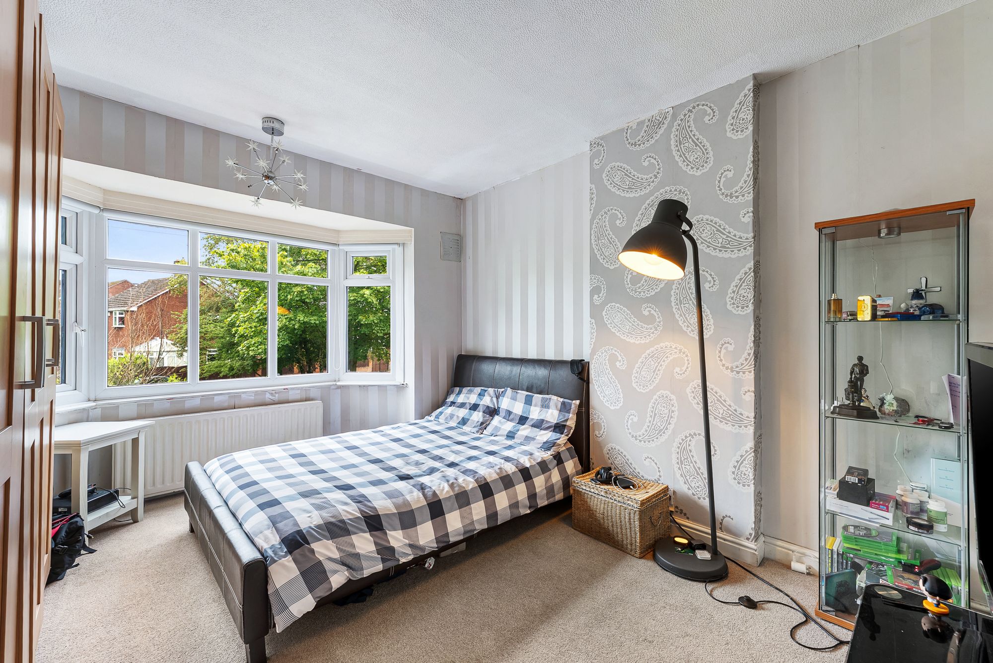 Addison Square, Widnes, WA8