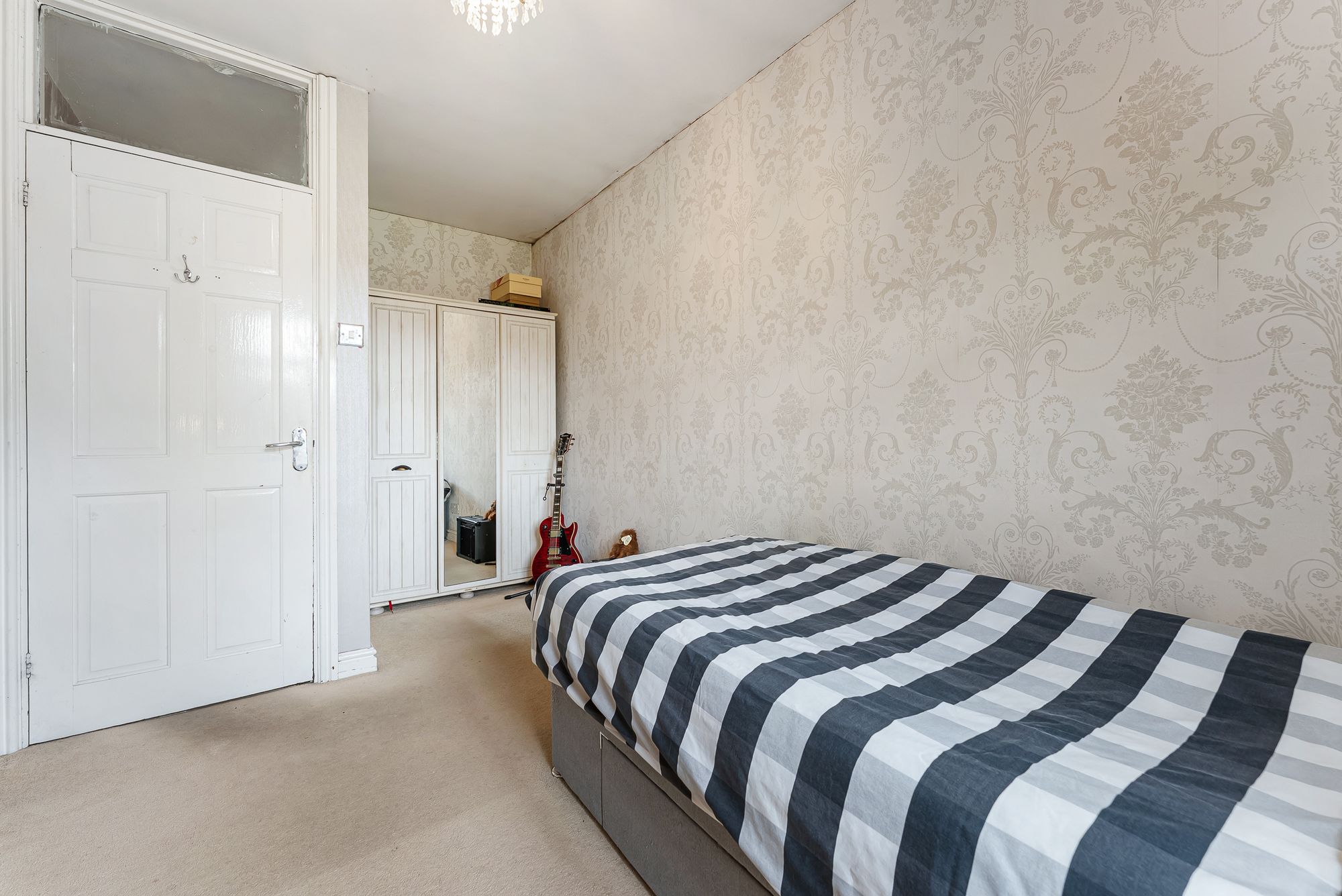 Addison Square, Widnes, WA8