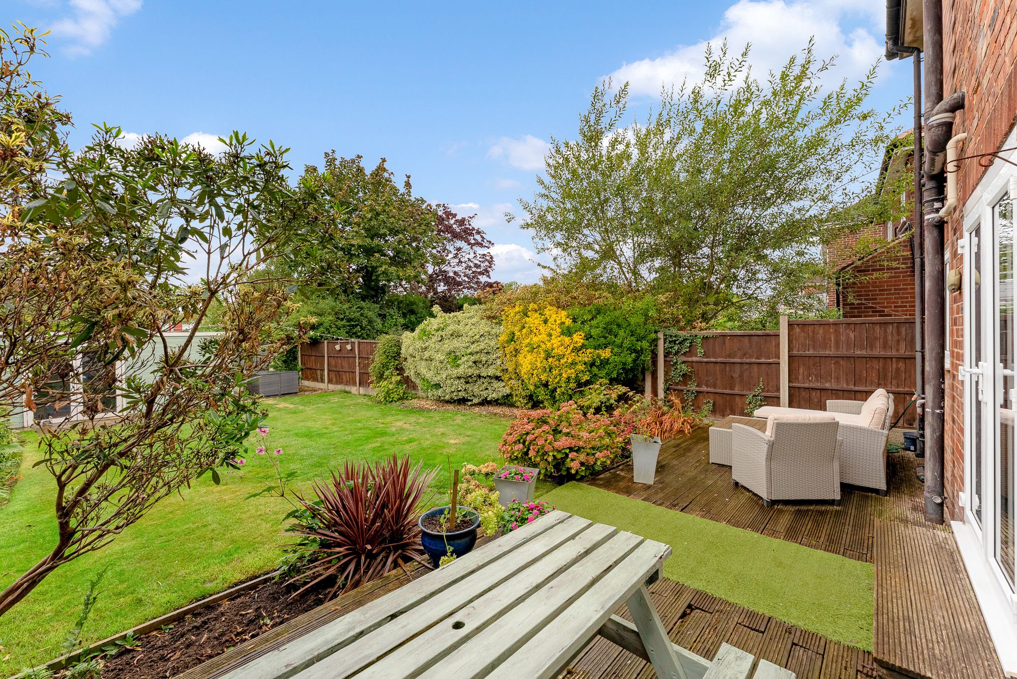 Addison Square, Widnes, WA8