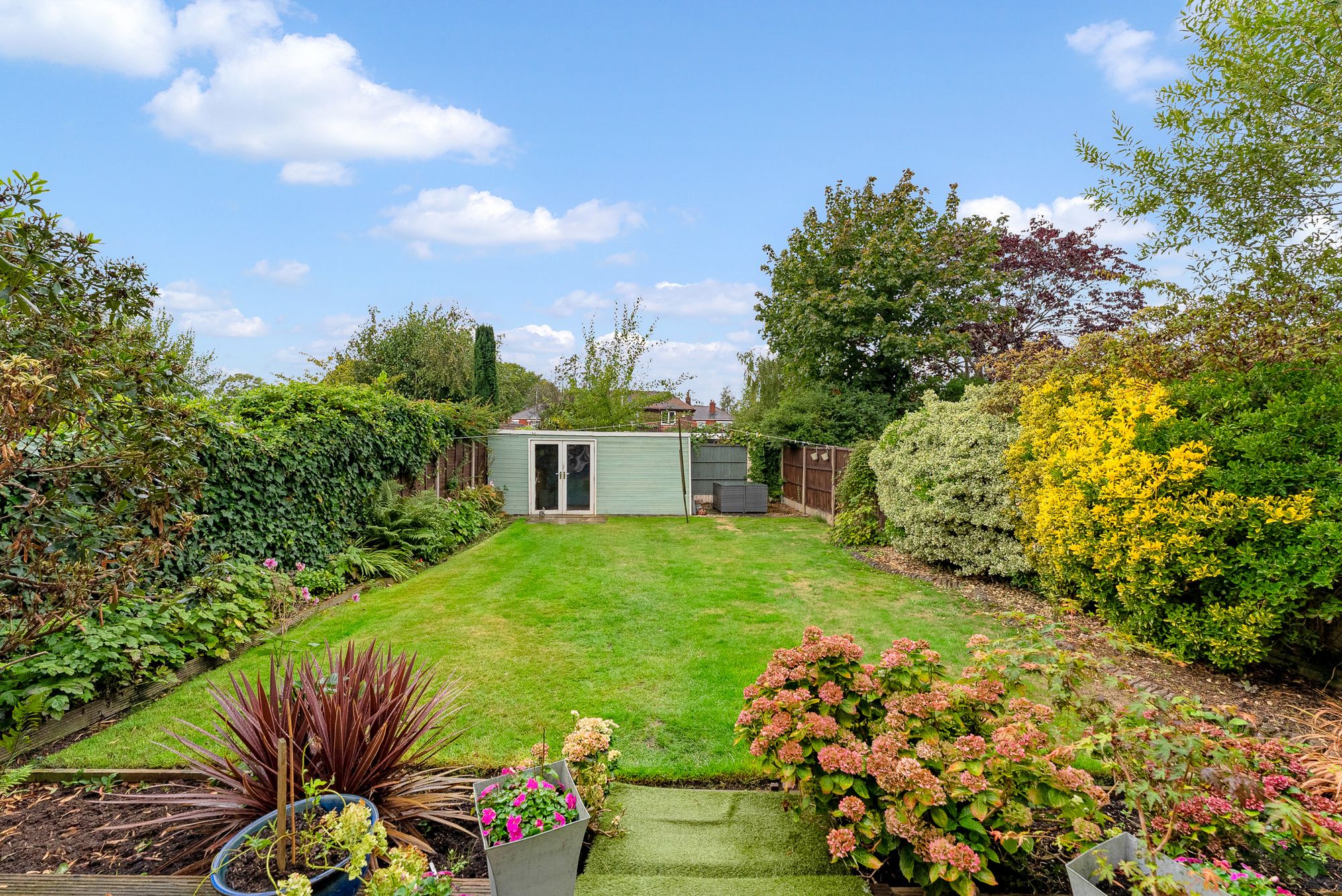 Addison Square, Widnes, WA8