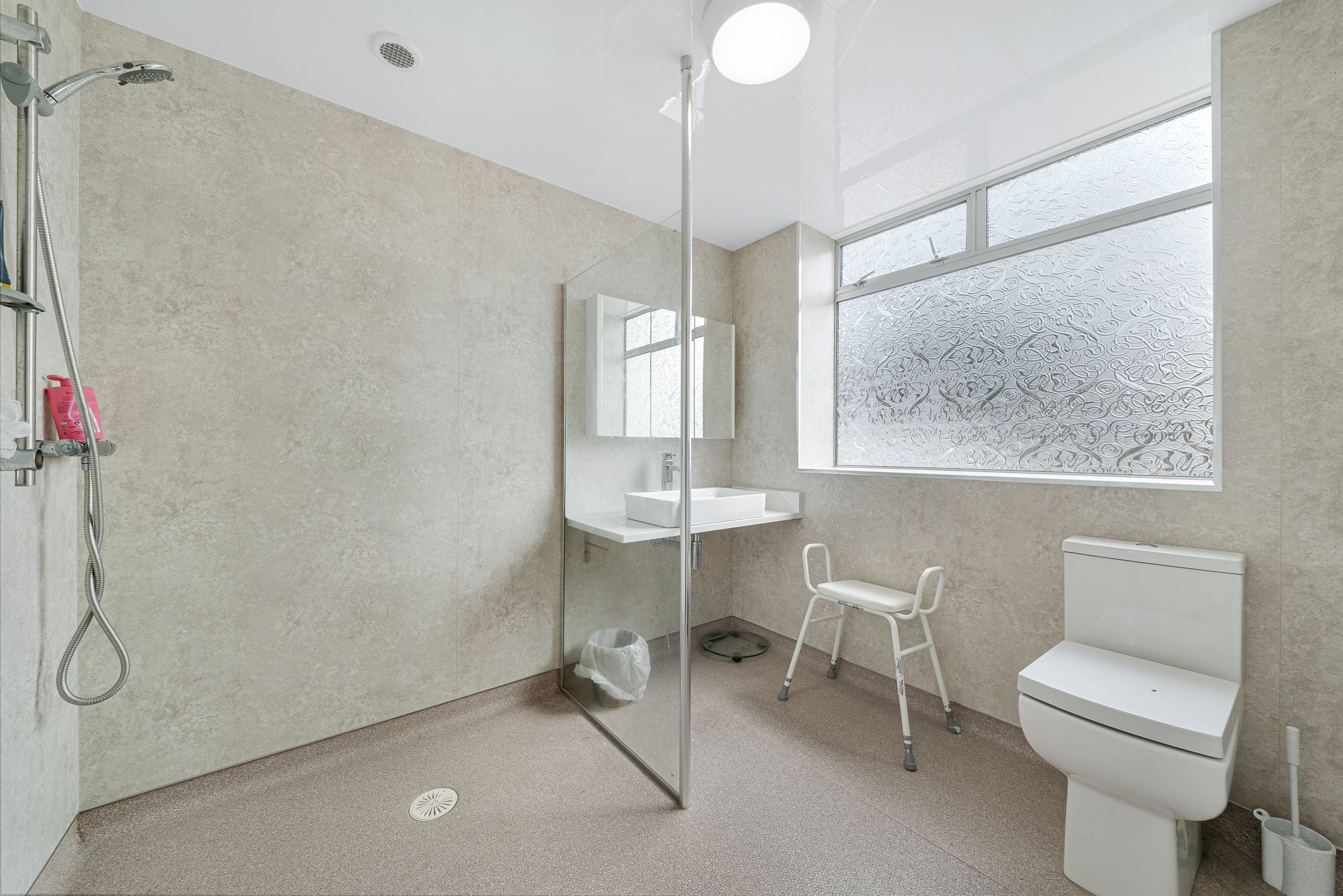 Upton Lane, Widnes, WA8
